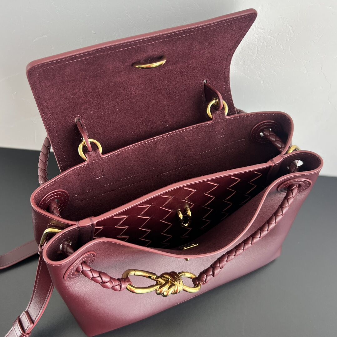 f226c9c1fa7047b1a64d69de4dbfb68d_1758254326_1477.jpg