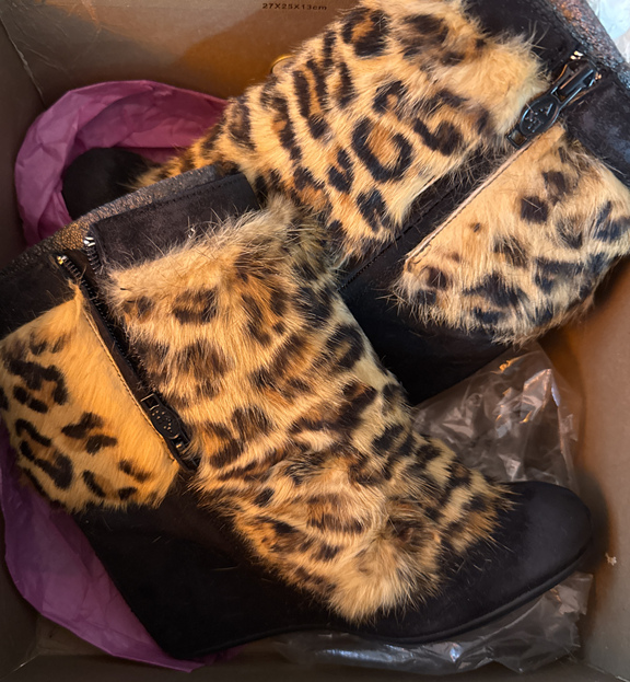 8e583c38e8ffe625485a72c68da34b9c_1763703945_9976.png 8e583c38e8ffe625485a72c68da34b9c_1763703945_9976.png