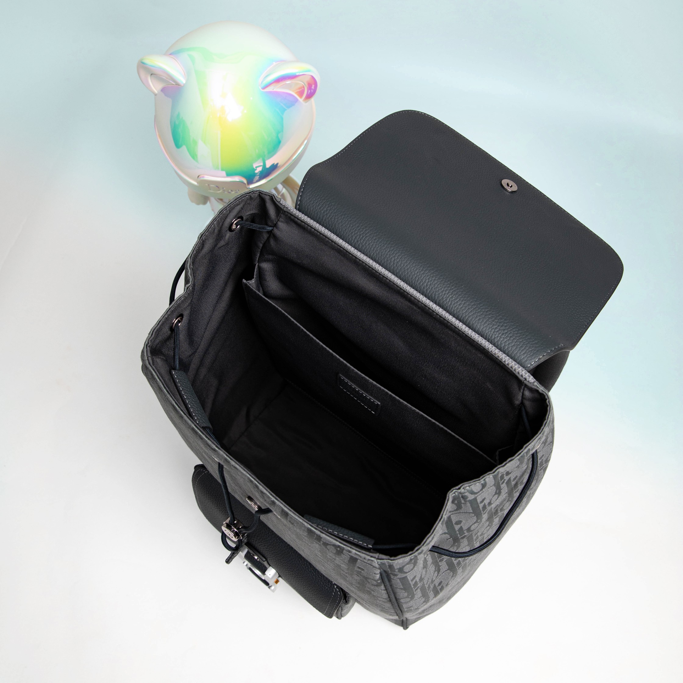 fd8b10492ca9919b6ef650942c8a692f_1766732589_0425.jpg