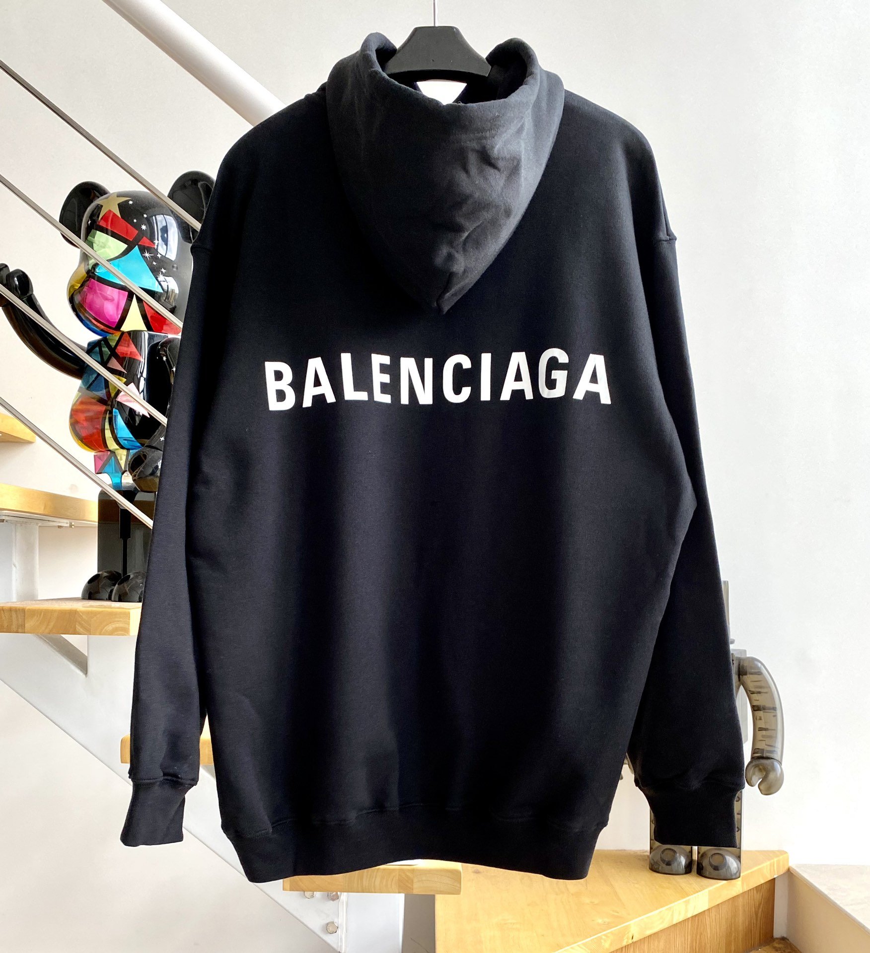 [계단집] 발렌시아가 뒷 화이트 로고 후드티 블랙 balenciaga