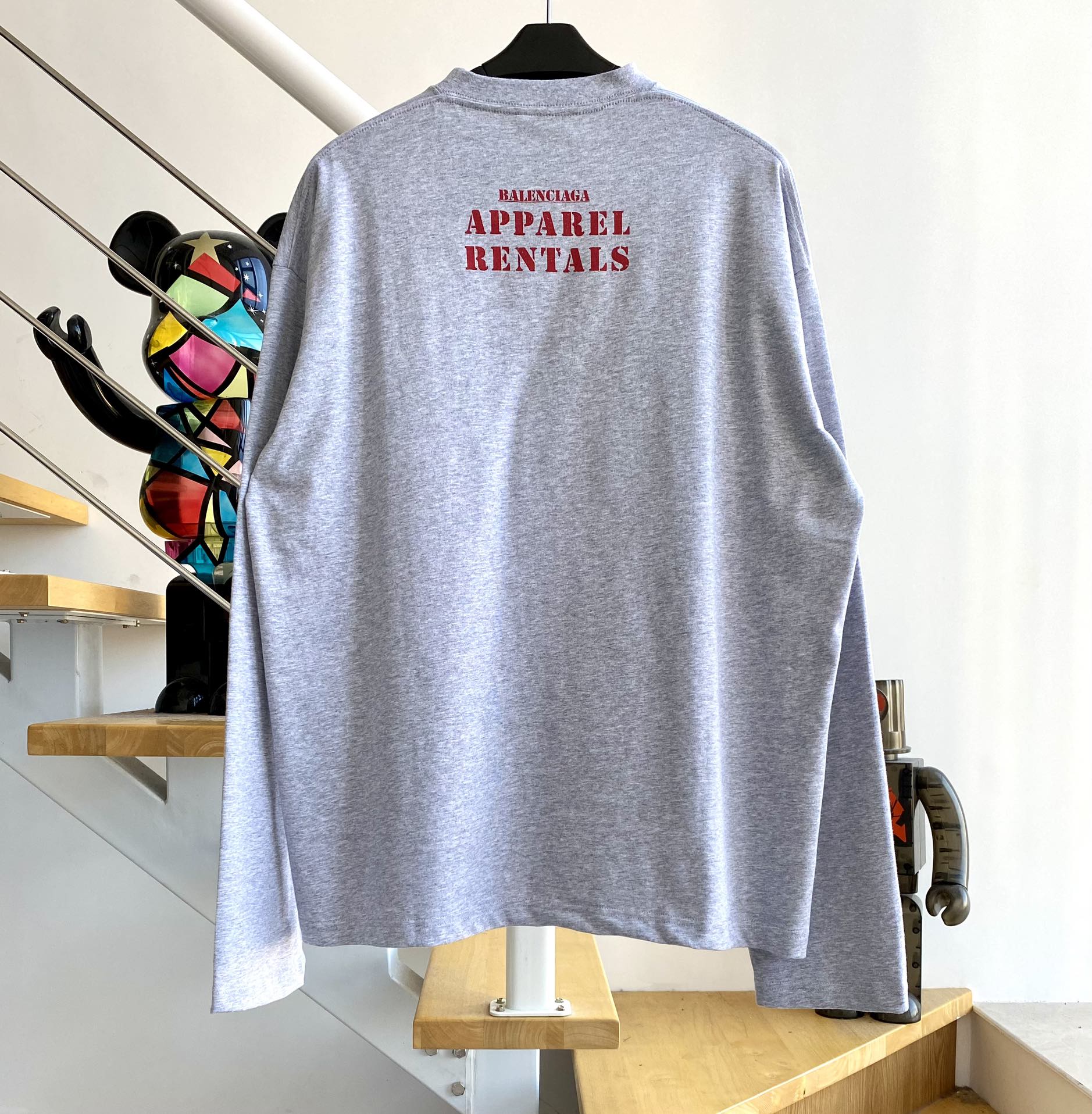 [계단집] 발렌시아가 Apparel Rentals 프린트 긴팔 티셔츠 그레이