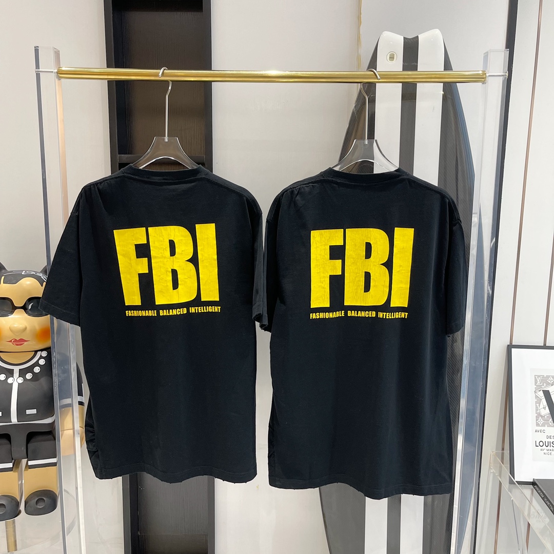 V공장 발렌시아가 옐로우 FBI 패턴 반팔티