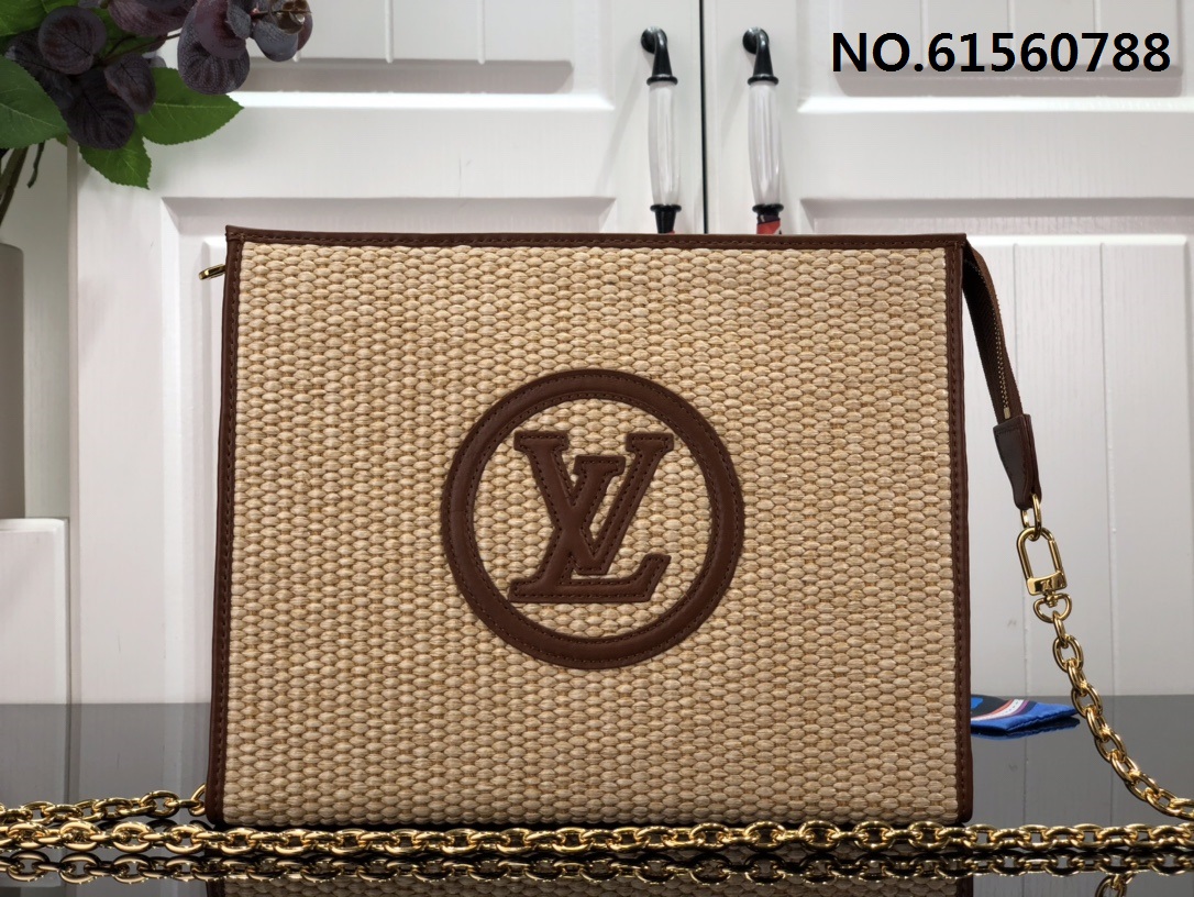 [88factory] 루이비통 토일레트리 체인 파우치 M81366 2컬러 LOUIS VUITTON