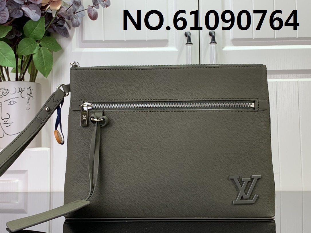 [88factory] 루이비통 아이패드 파우치 M81735 M69837 30*22*5cm 2컬러 LOUIS VUITTON