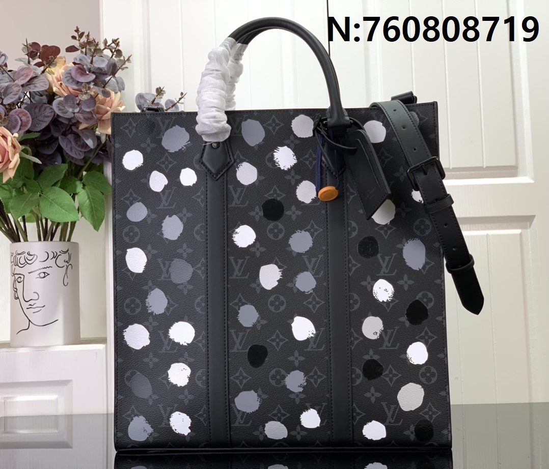 [88factory] 루이비통 LV x YK 삭 플라 36.5*38*9cm M46404