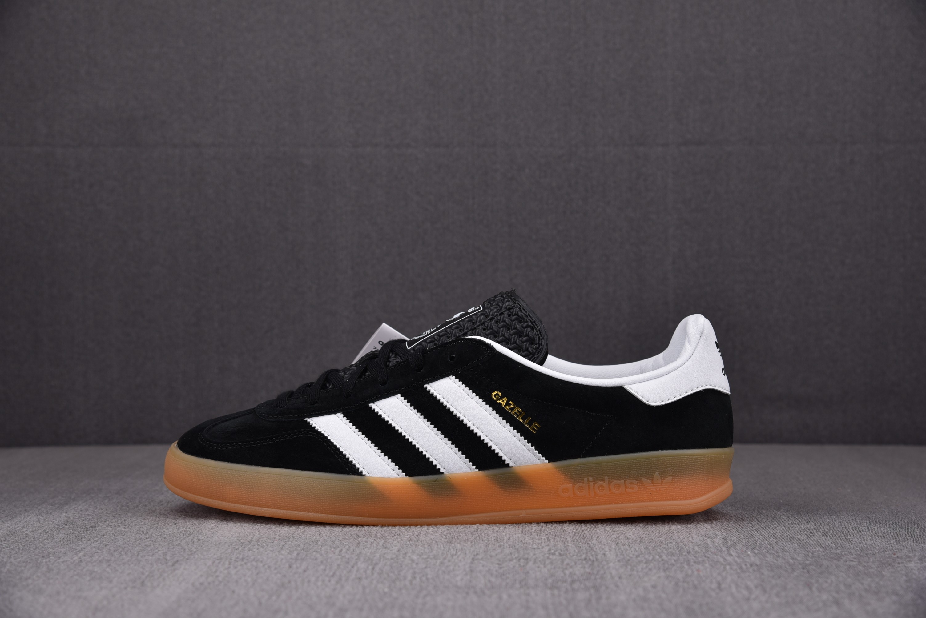 아디다스 오리지널 가젤 인도어 코어 블랙  Originals Gazelle Indoor adidas