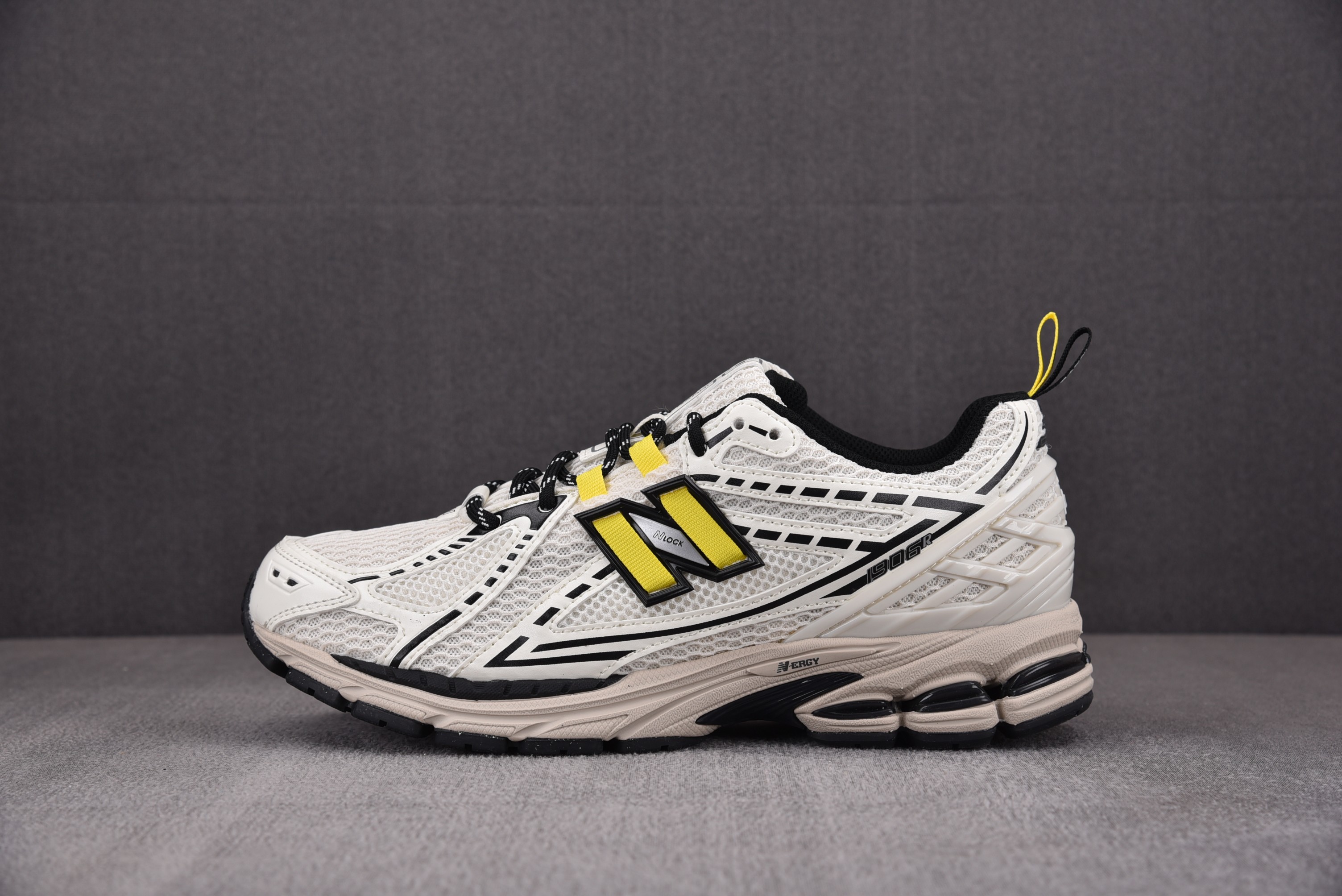 【M】GANNI x New Balance NB 1906R 灰白 M1906RGG