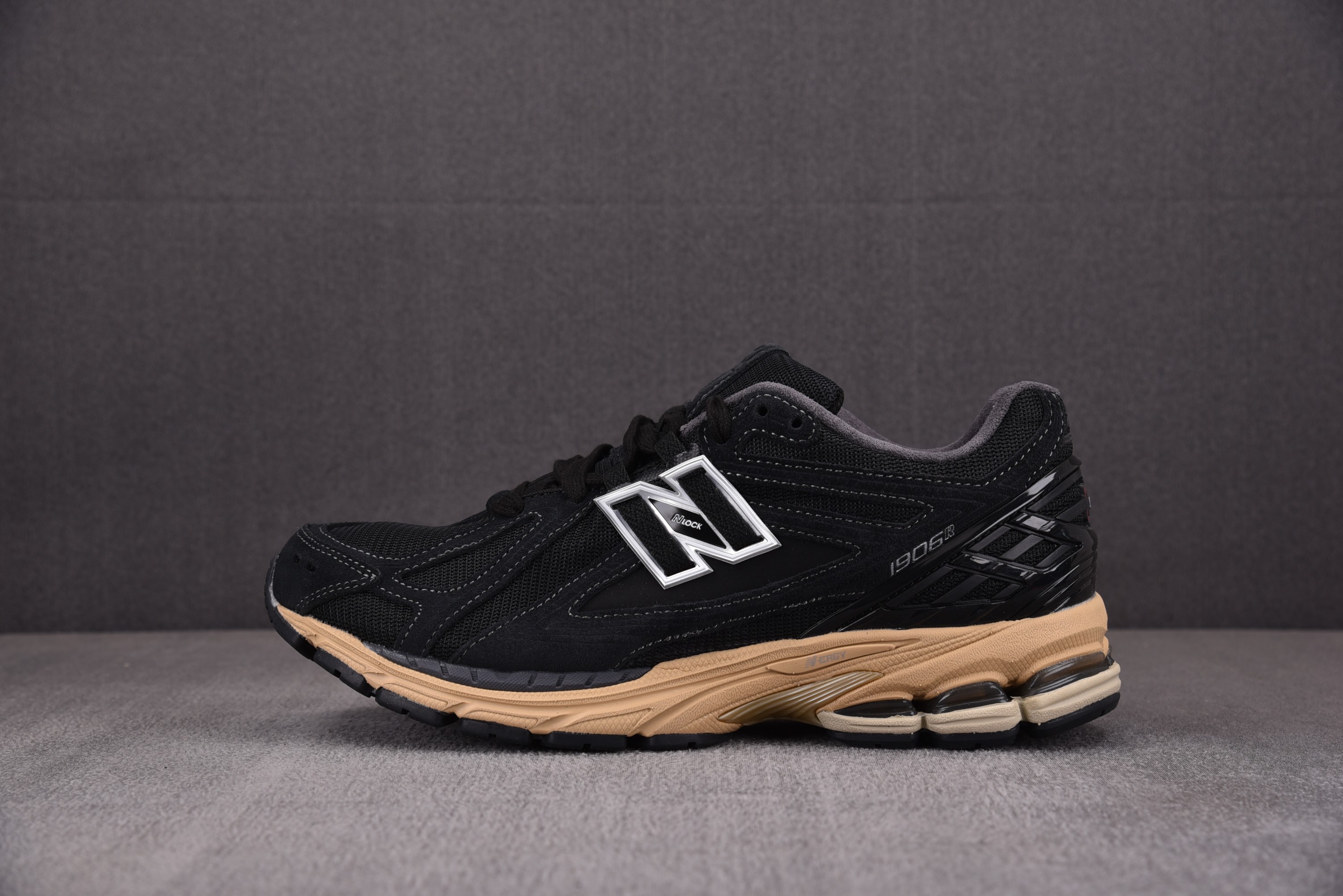 【M】New Balance NB 1906R 黑色 M1906RK