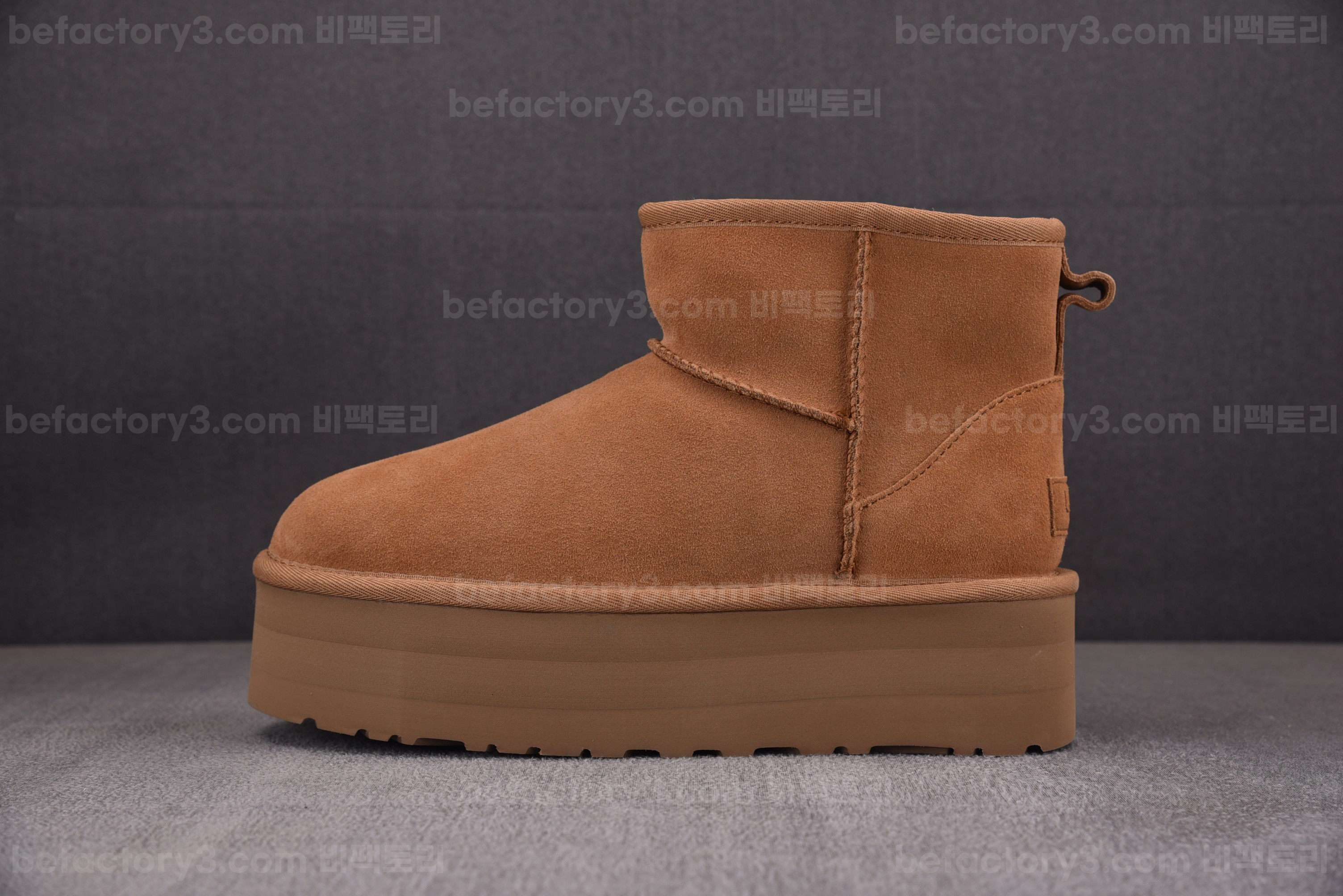 [UGG] 어그 클래식 플랫폼 부츠 브라운 UGG