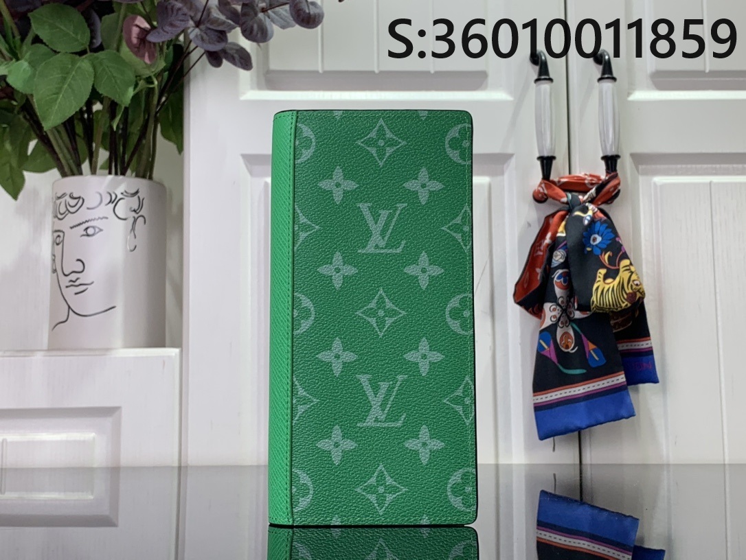 [88factory] 루이비통 타이가라마 브라짜 그린 M30993 LOUIS VUITTON