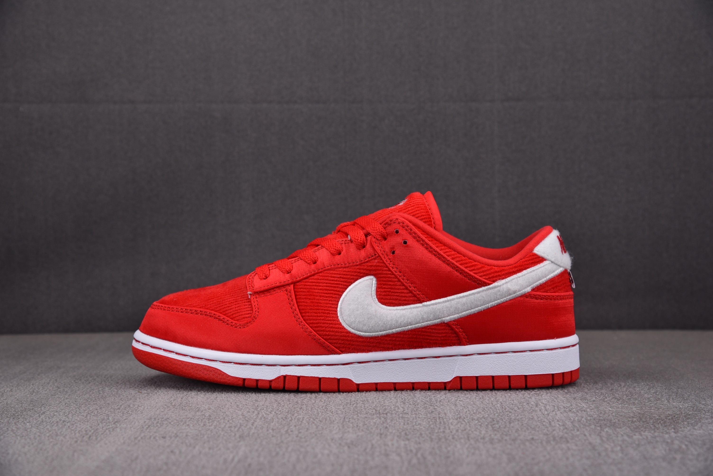 【S2】NK Dunk Low“Valentine'sDay Solemates”大童板鞋 红白 FZ3548-612