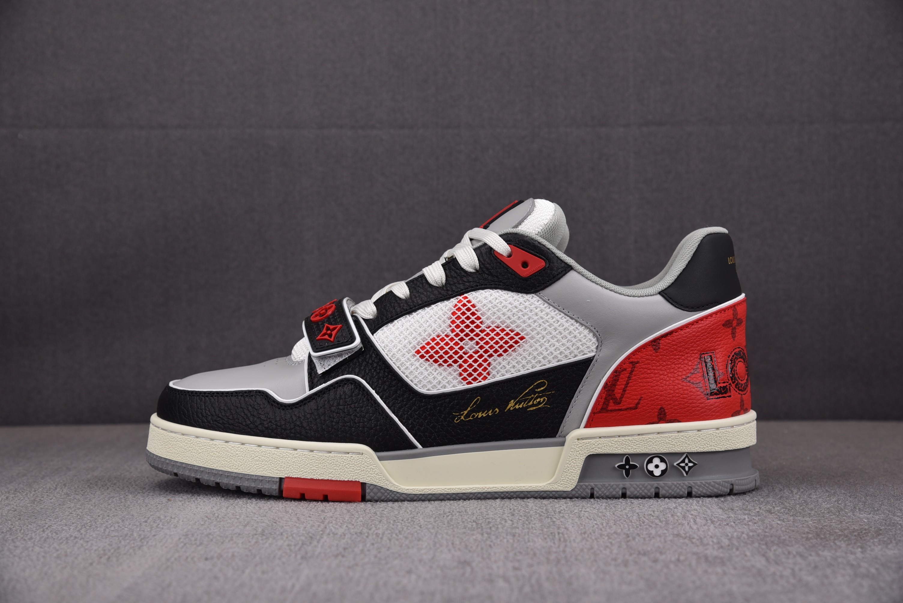 【ZG专柜板】LOUIS VUITTON Trainer 黑红白 루이비통