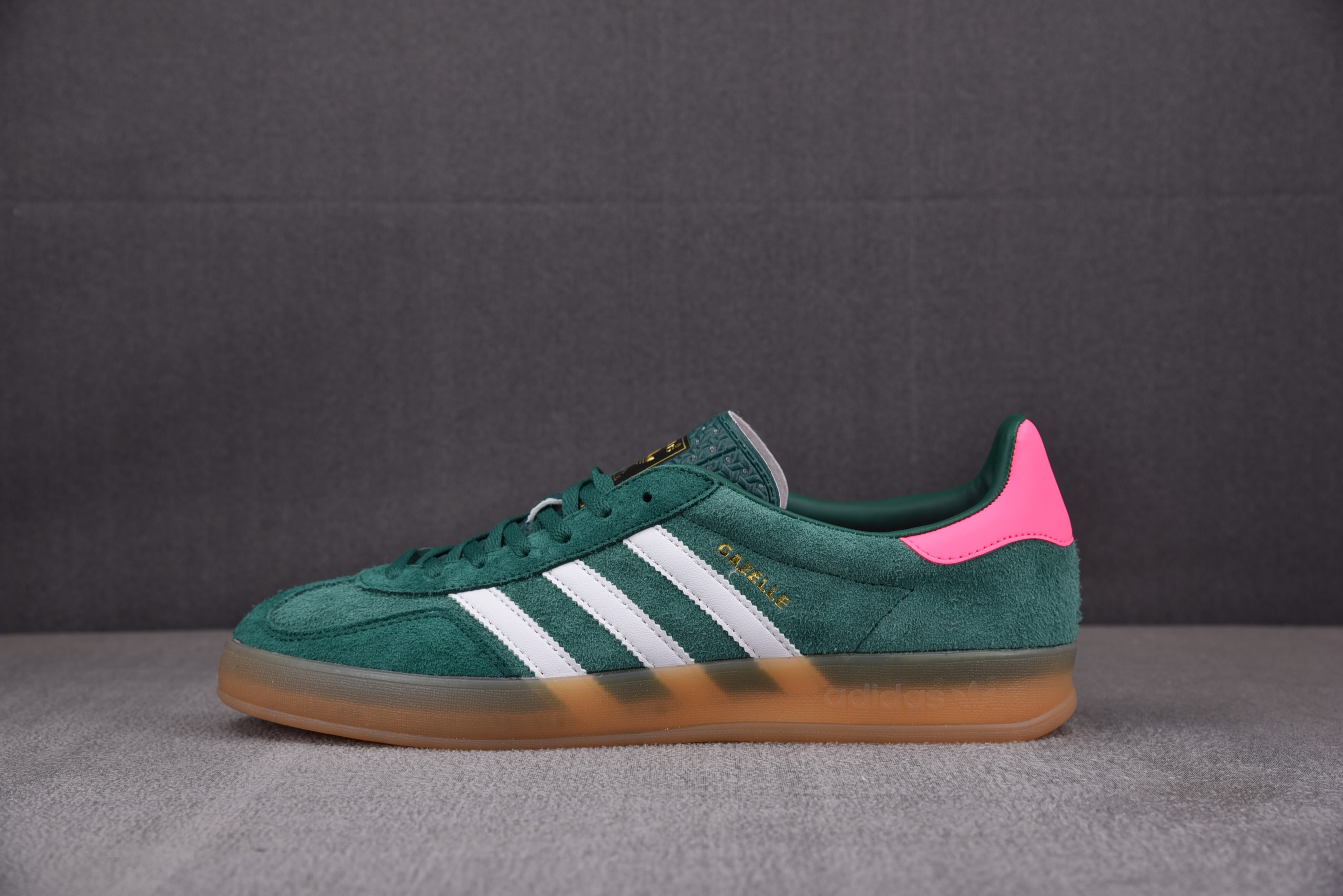 【纯原】AD Oiginals Gazelle Indoor Ieather-Trimmed Suede 绿白 IG5929