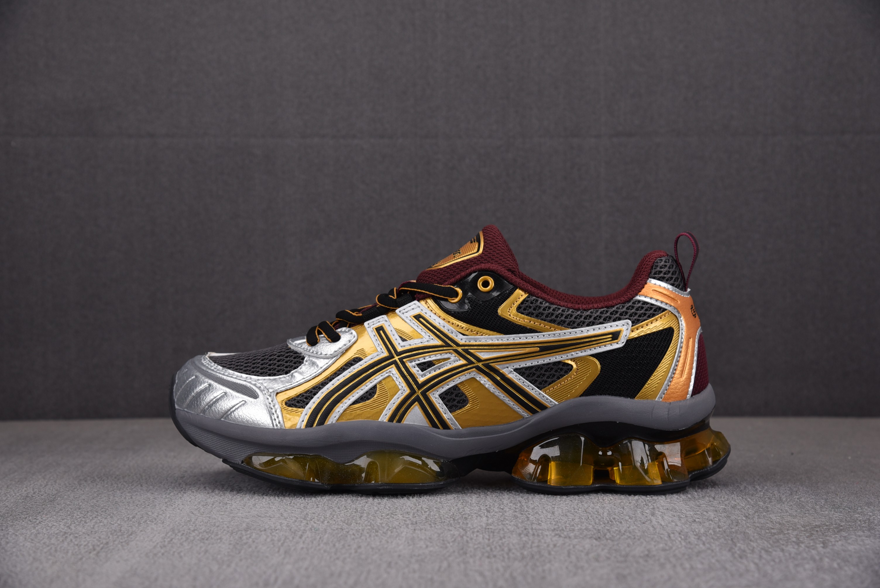 Asics GEL-Quantum Kinetic 银棕 1203A270-021 아식스