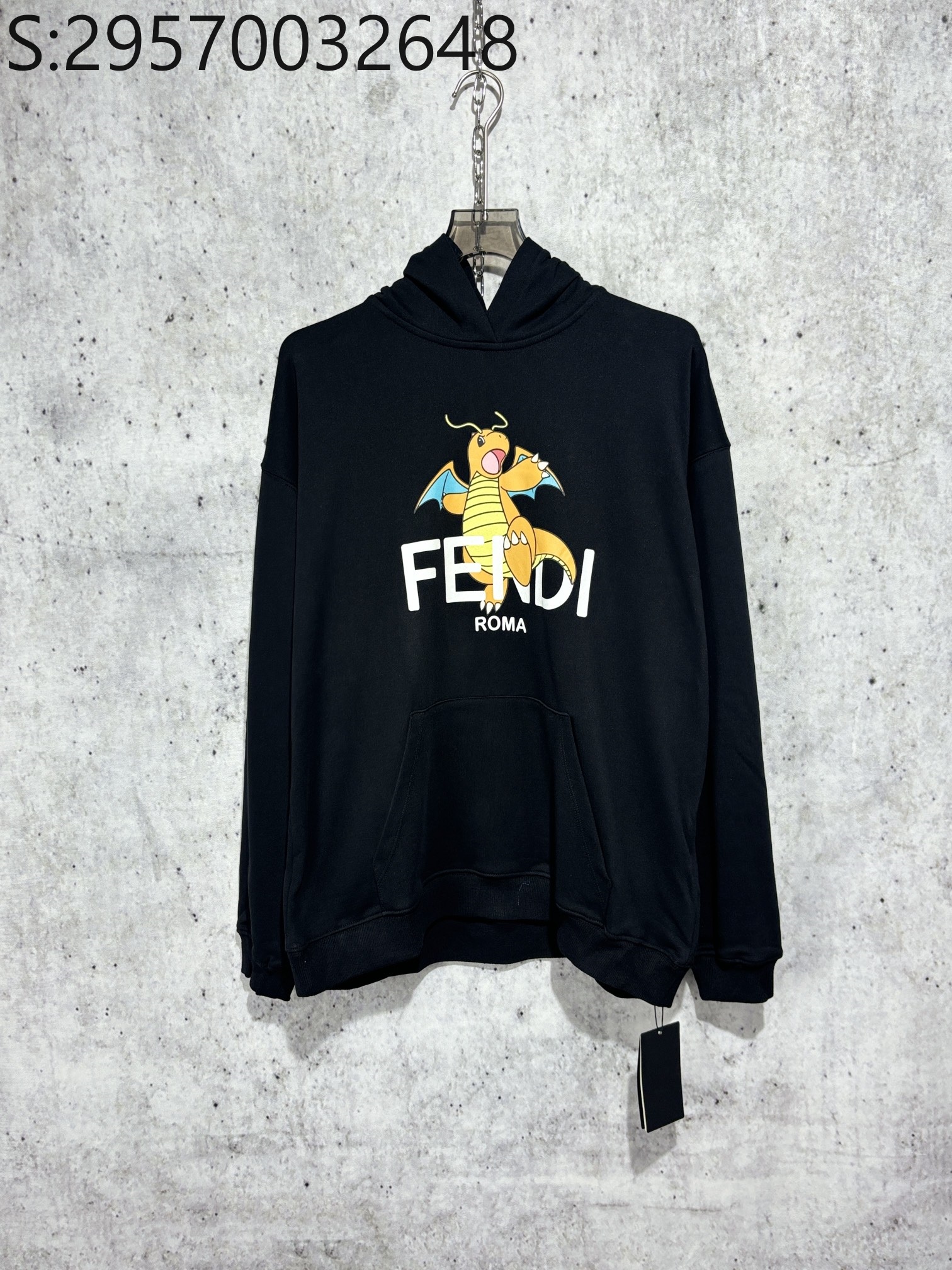 [사슬공장] 펜디 24SS 포켓몬 패턴 후드티 블랙 Fendi