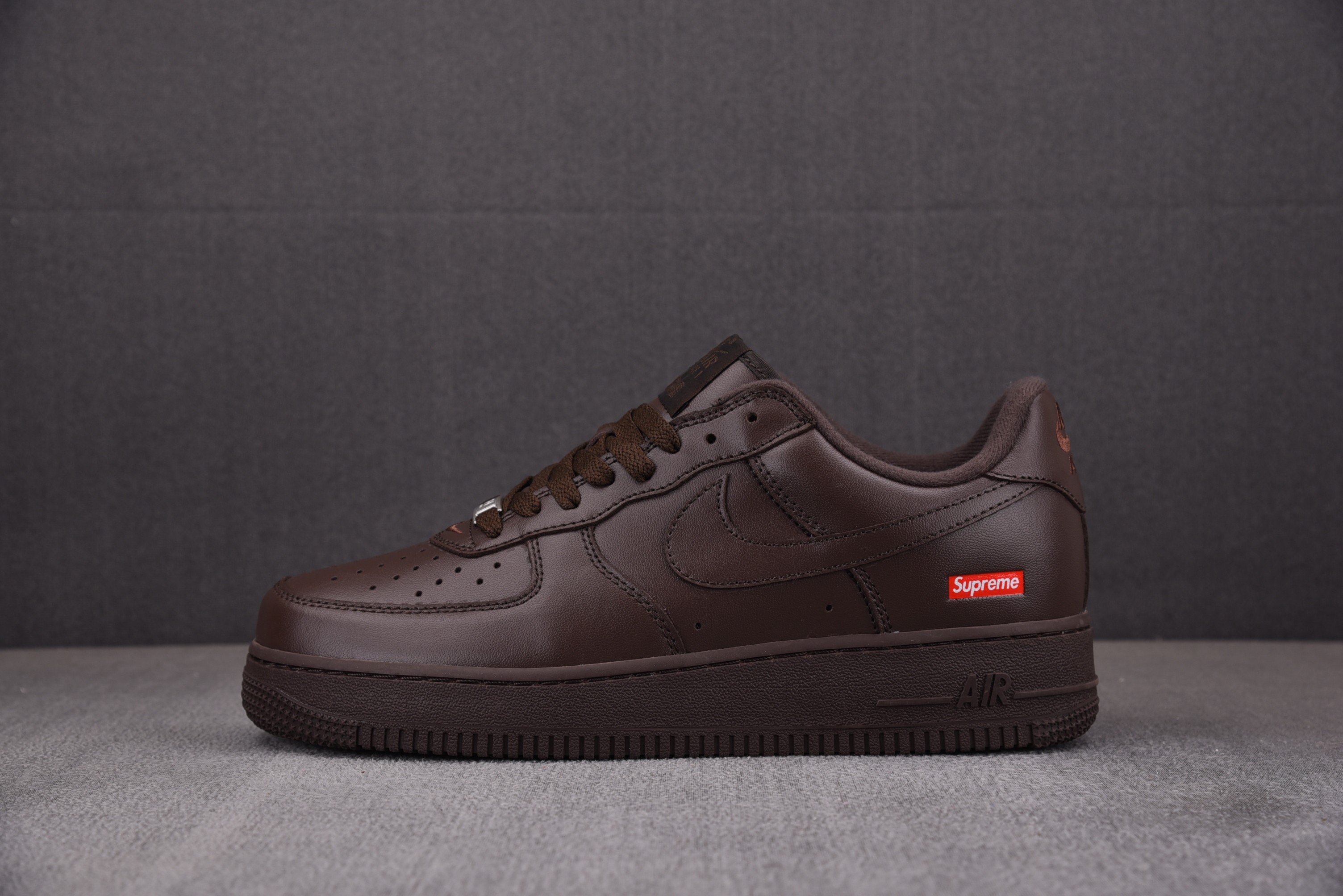 【OWF】Supreme x Air Force 1 Low“Baroque Brown”棕色 CU9225-200