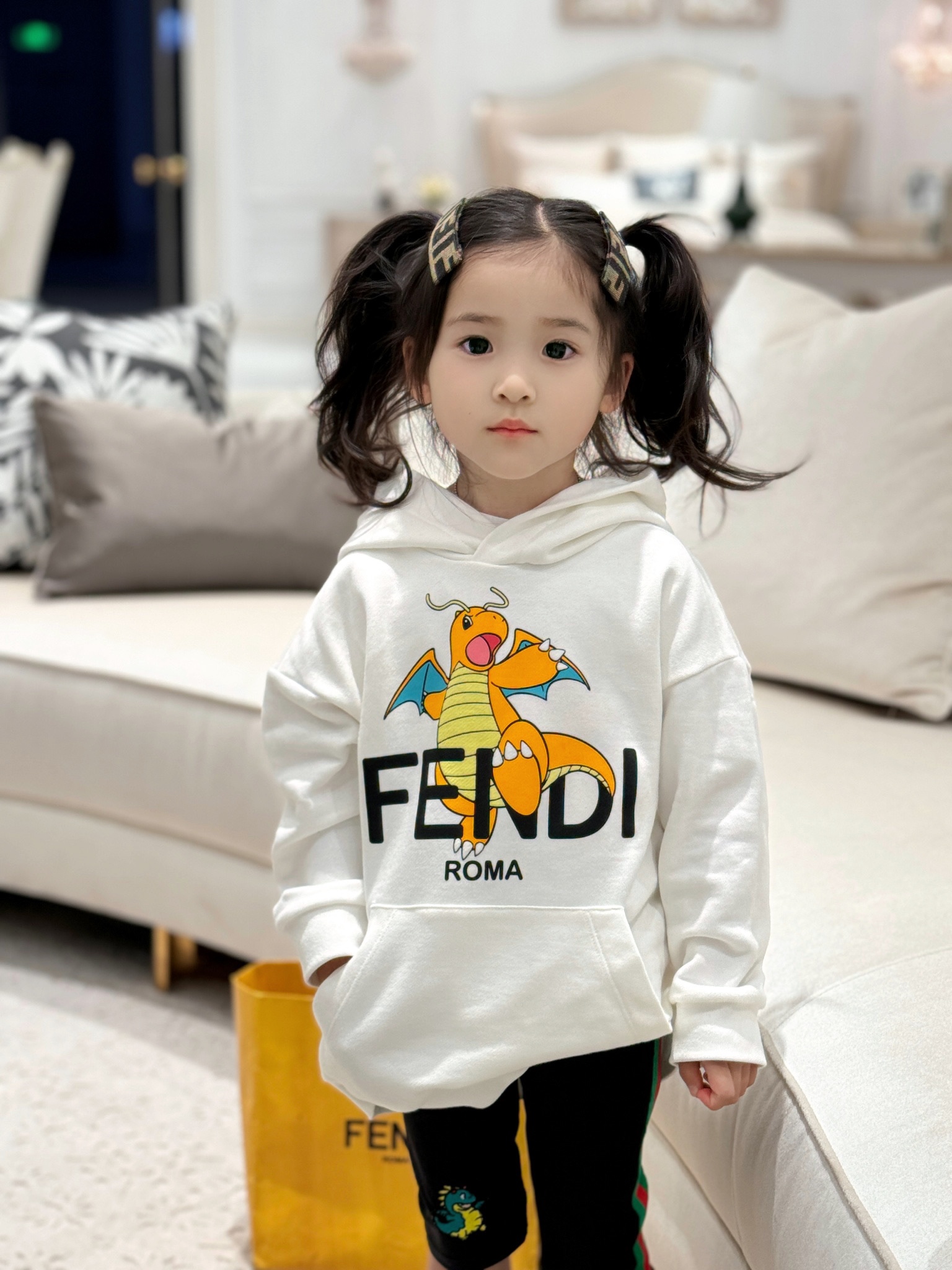 AB 아동복 펜디 망나뇽후드티 Fendi