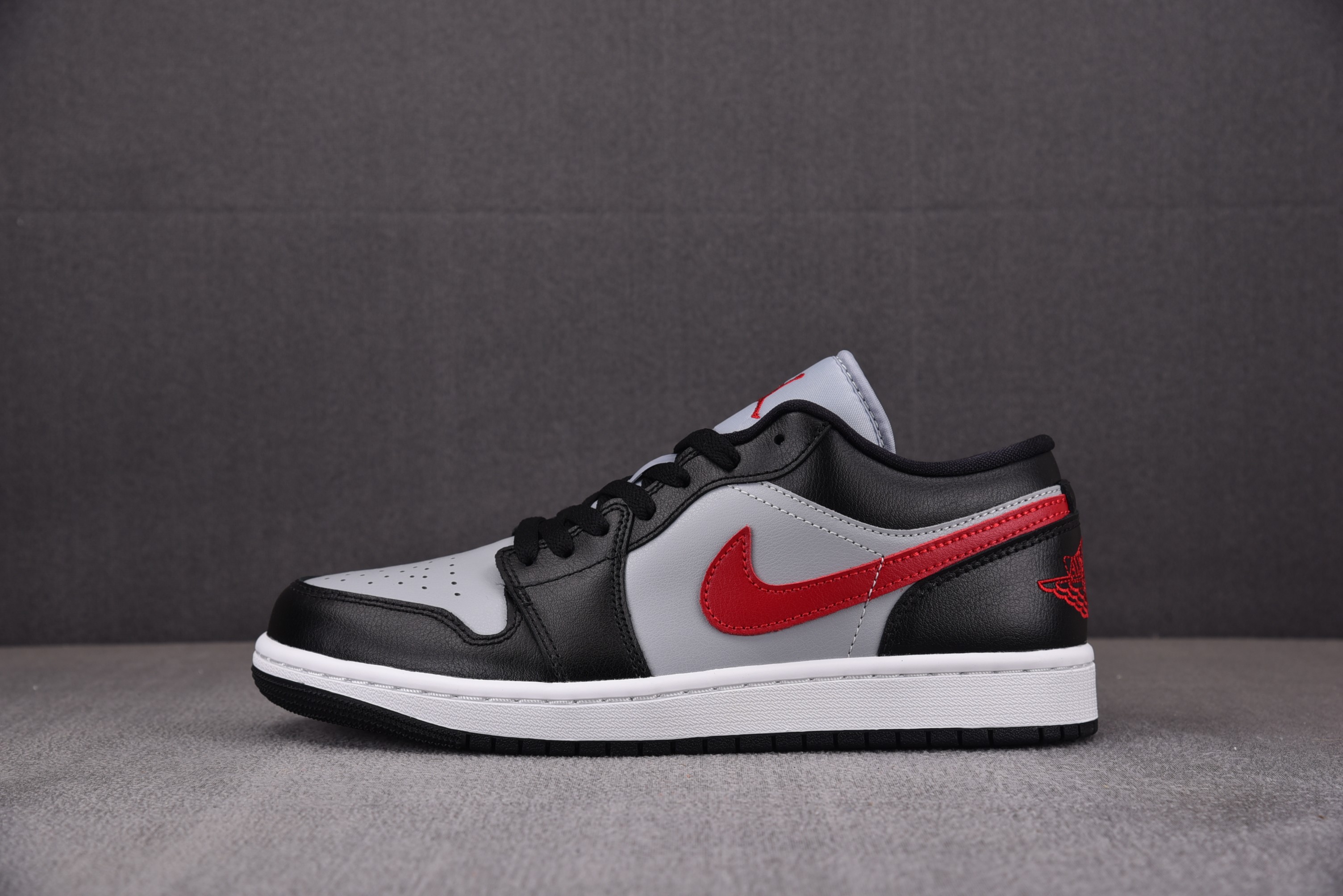 【CJ】WMNS Air Jordan 1 Low 黑灰红 DC0774-062