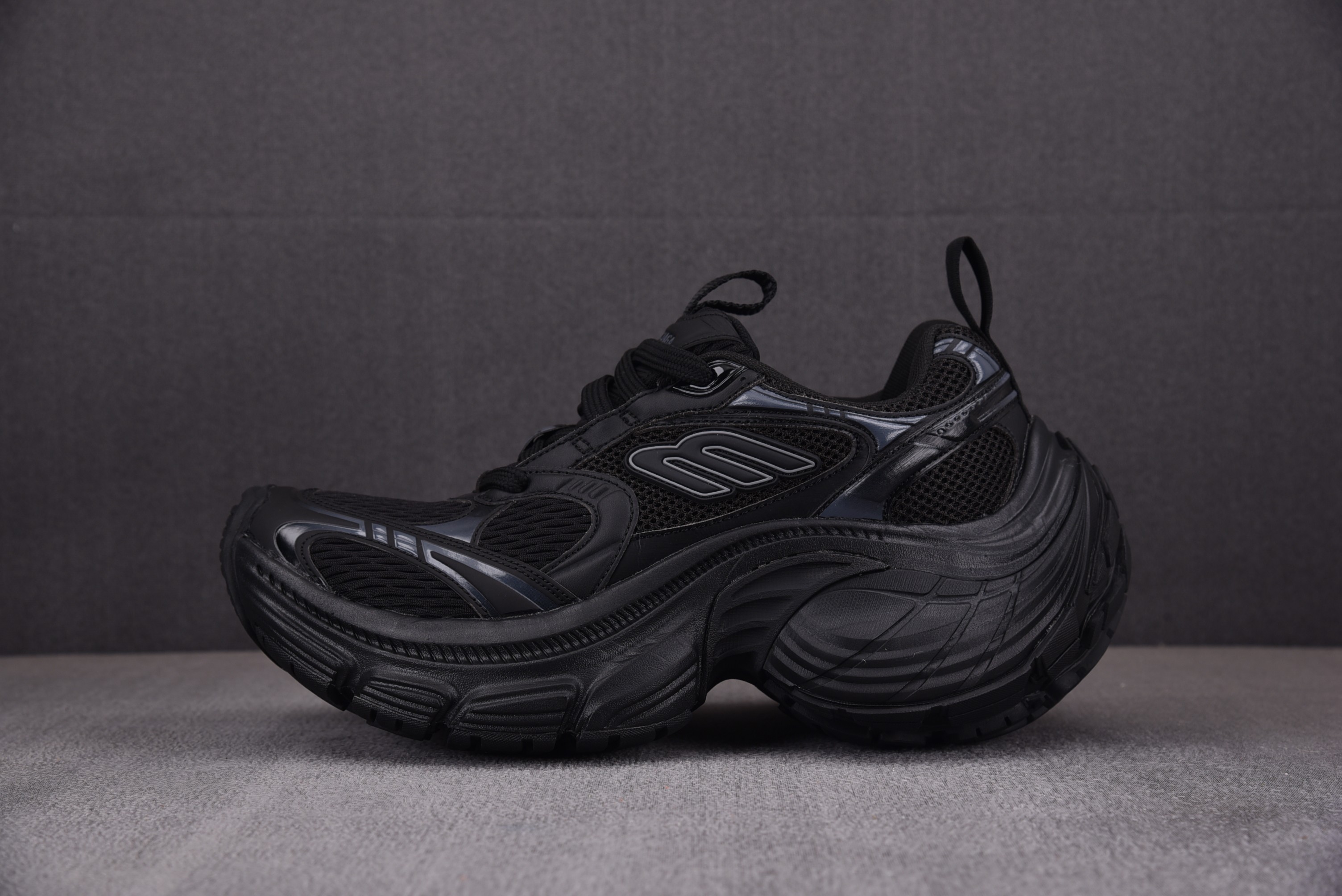 【I8】Balenciaga 10XL 黑色