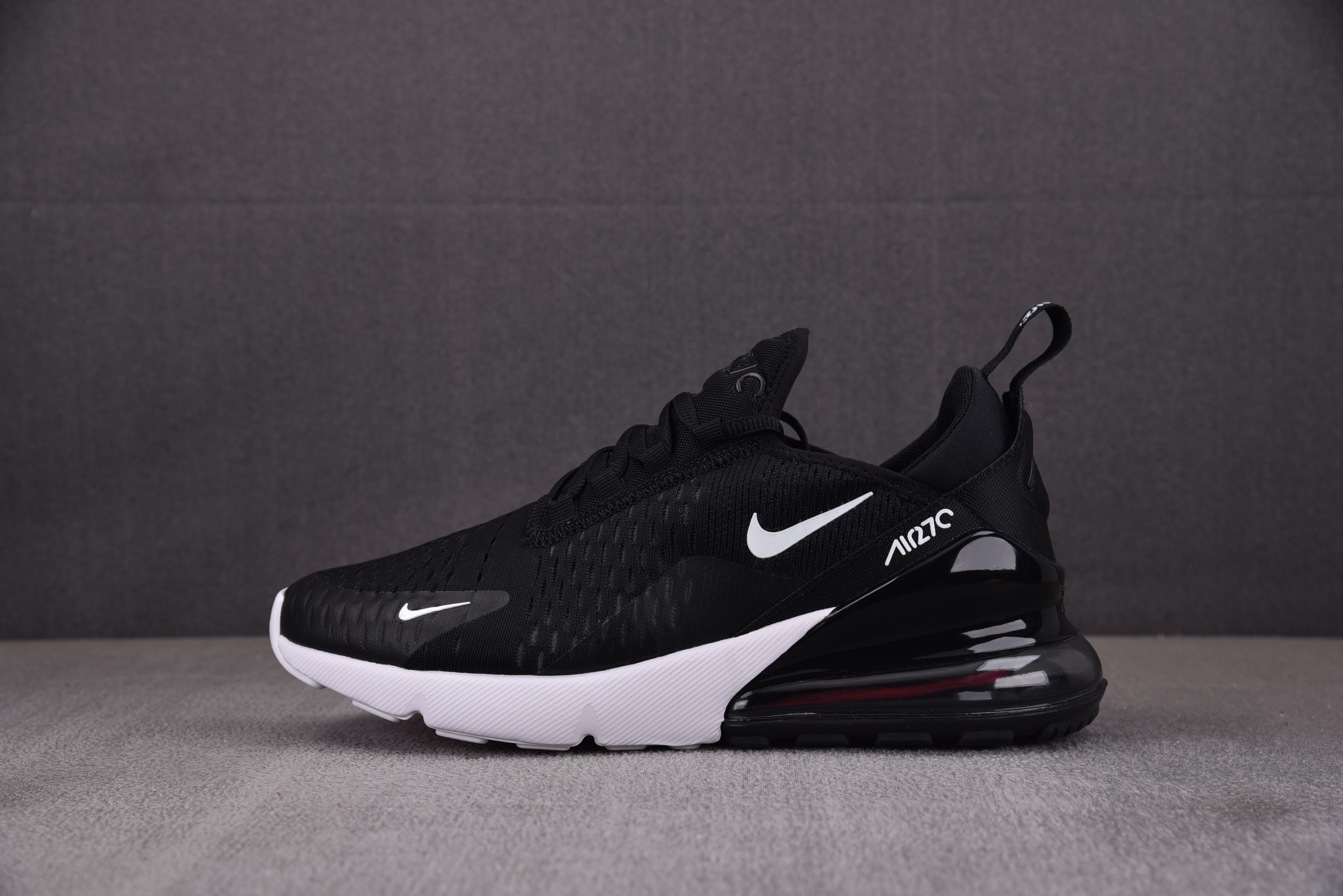 【TOP】NK Air Max 270 气垫 黑白 AH8050-002