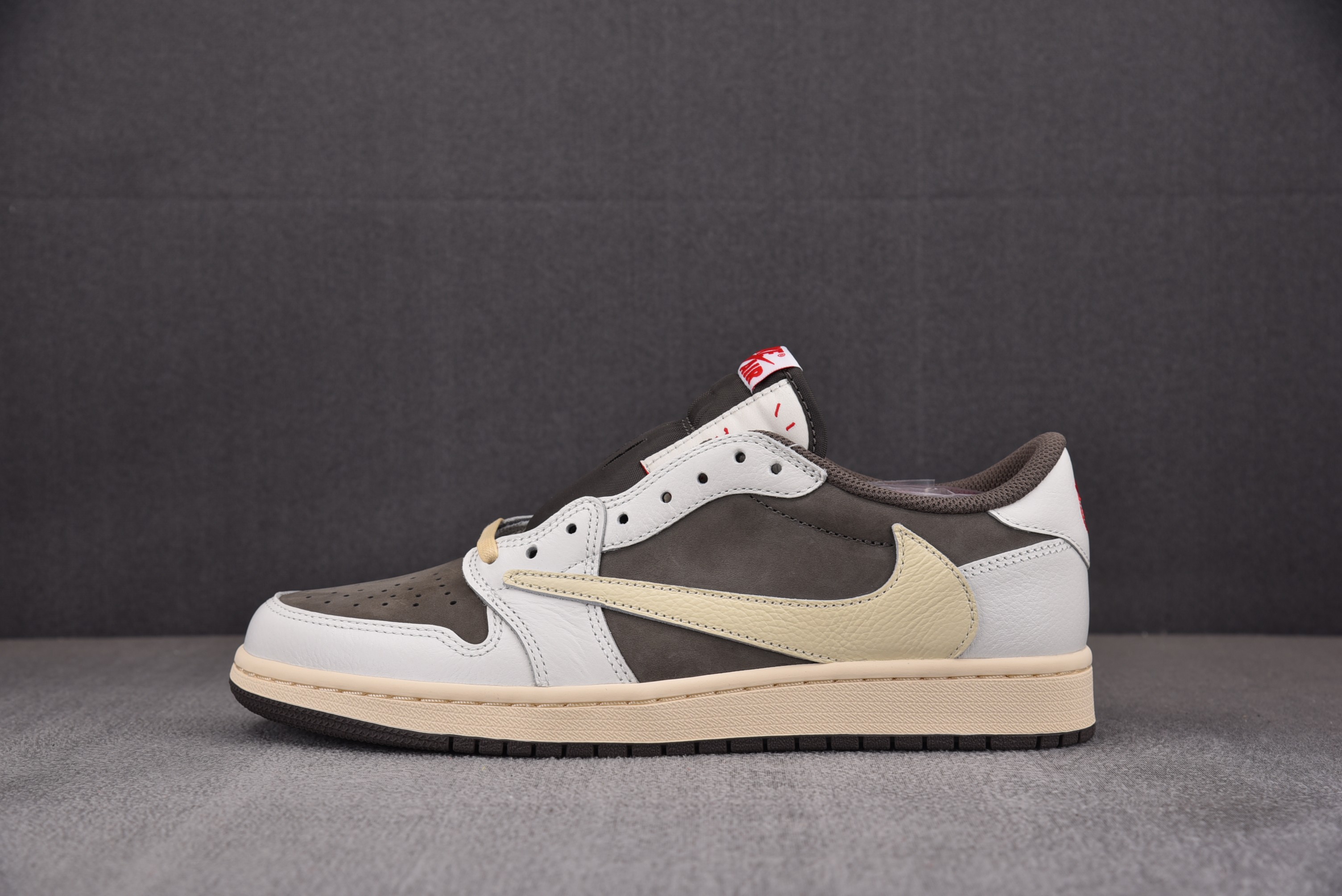 【GT】Travis Scott x Air Jordan 1 Reverse Mocha 倒钩摩卡棕白低帮 DM7866-162