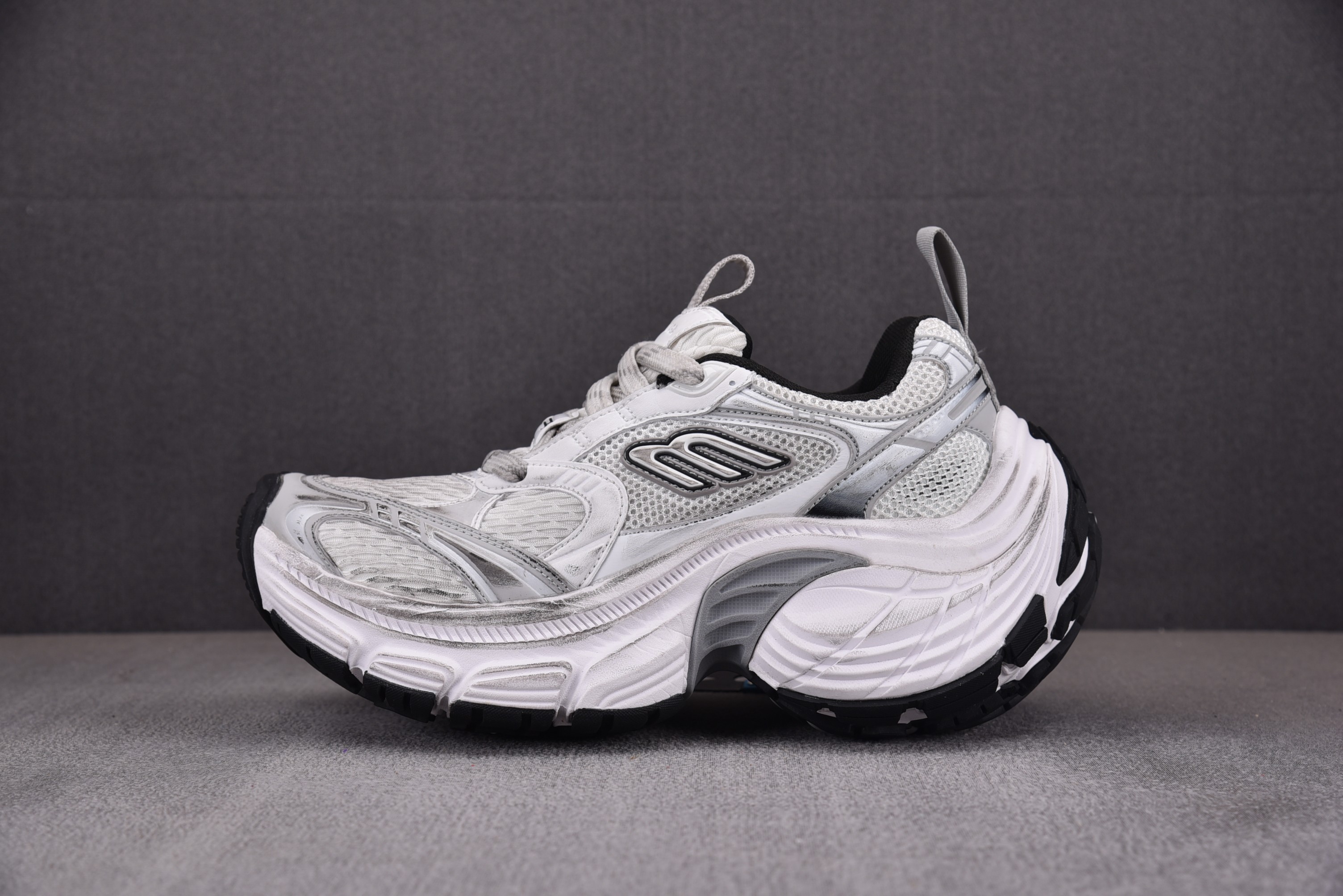 【I8】Balenciaga 10XL 白灰