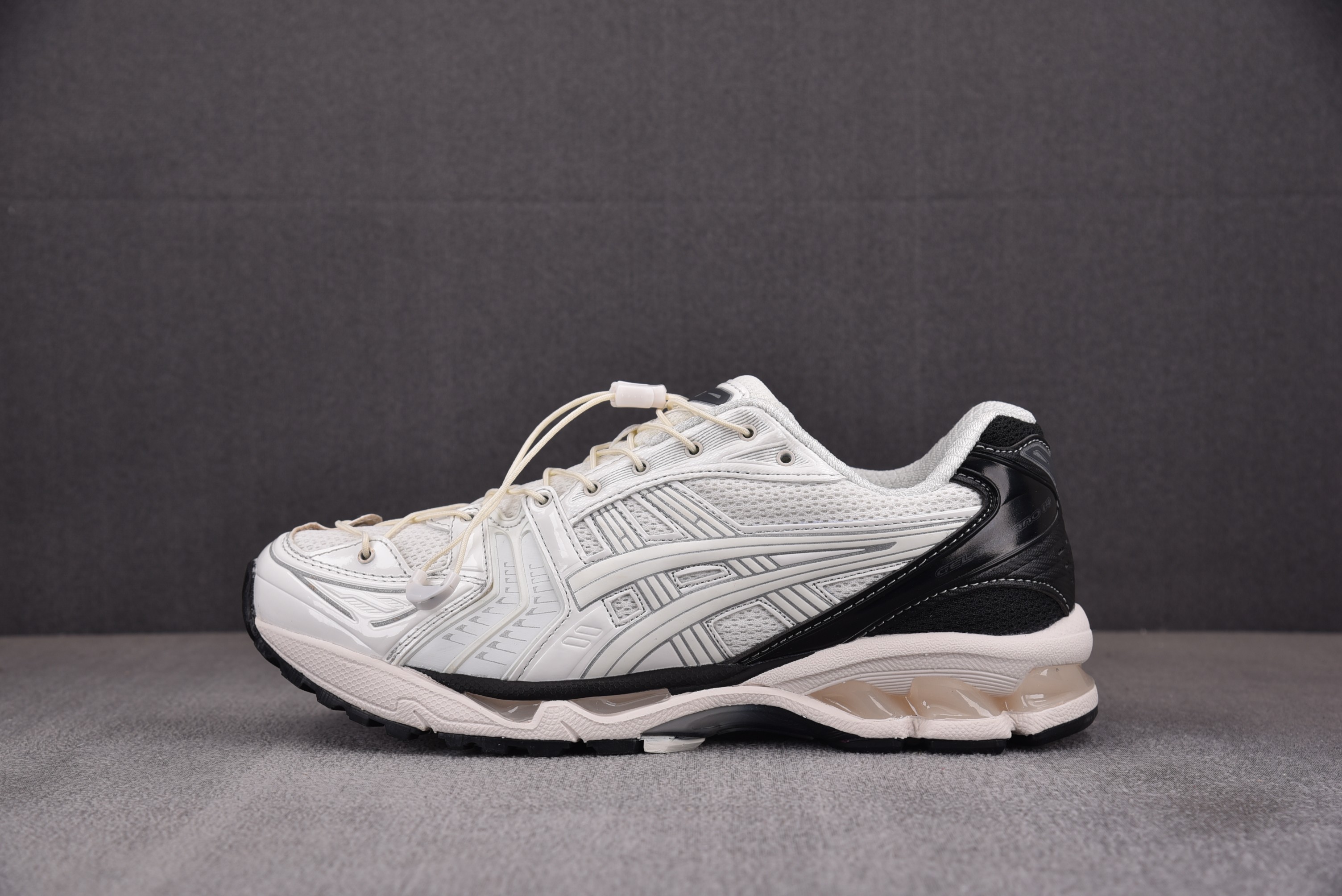 Unaffected x Asics Gel Kayano 14 白黑 联名款 1201A922-100 아식스