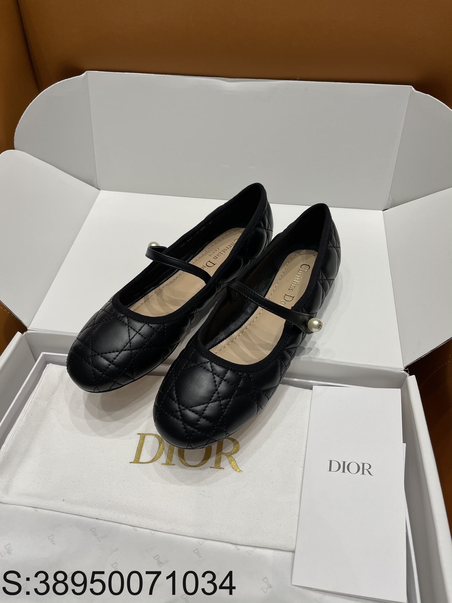 [A1] 디올 24SS 양가죽 퀼팅 플랫 발레리나 슈즈 블랙 Dior