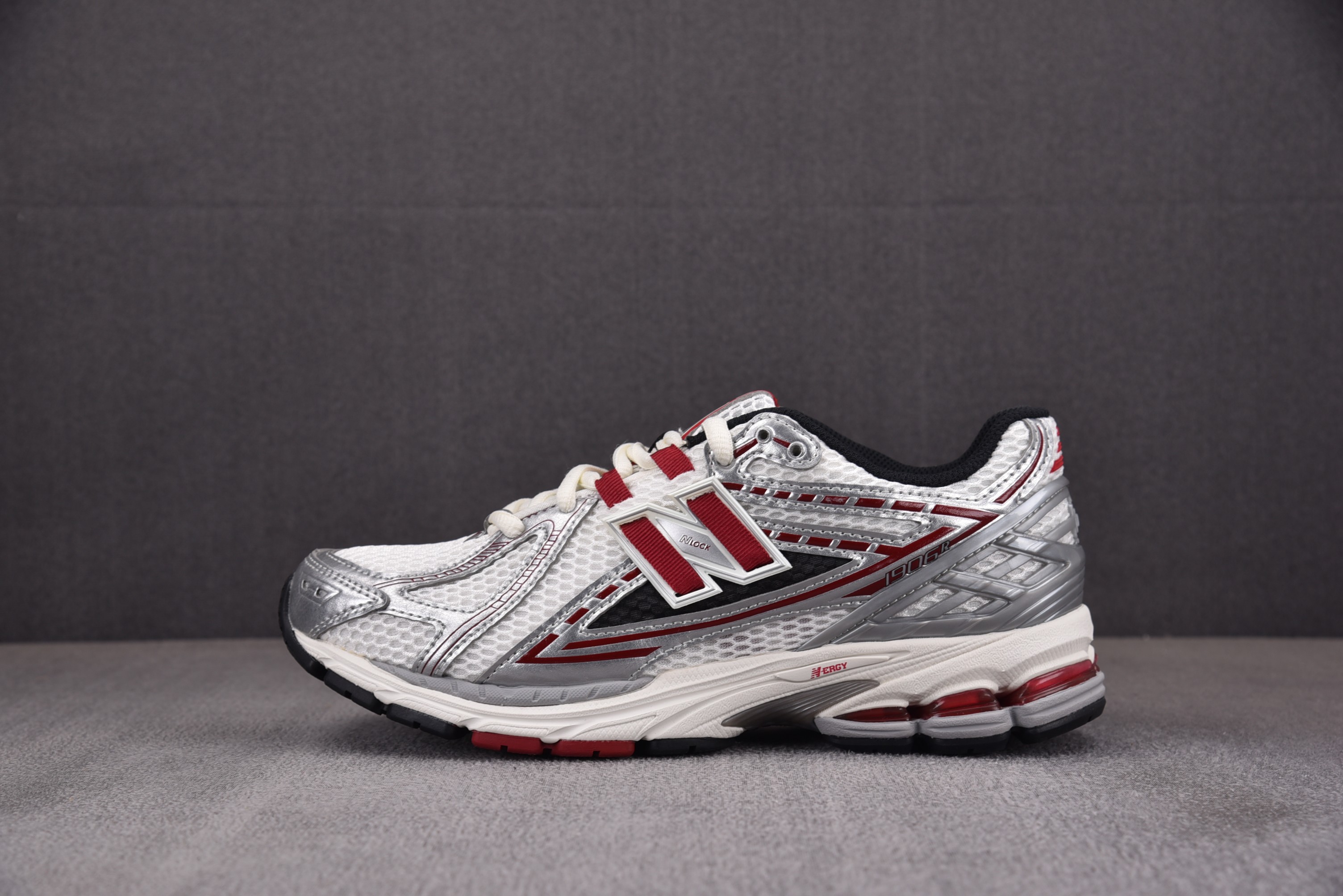 【M】New Balance NB 1906R 红色 M1906REA