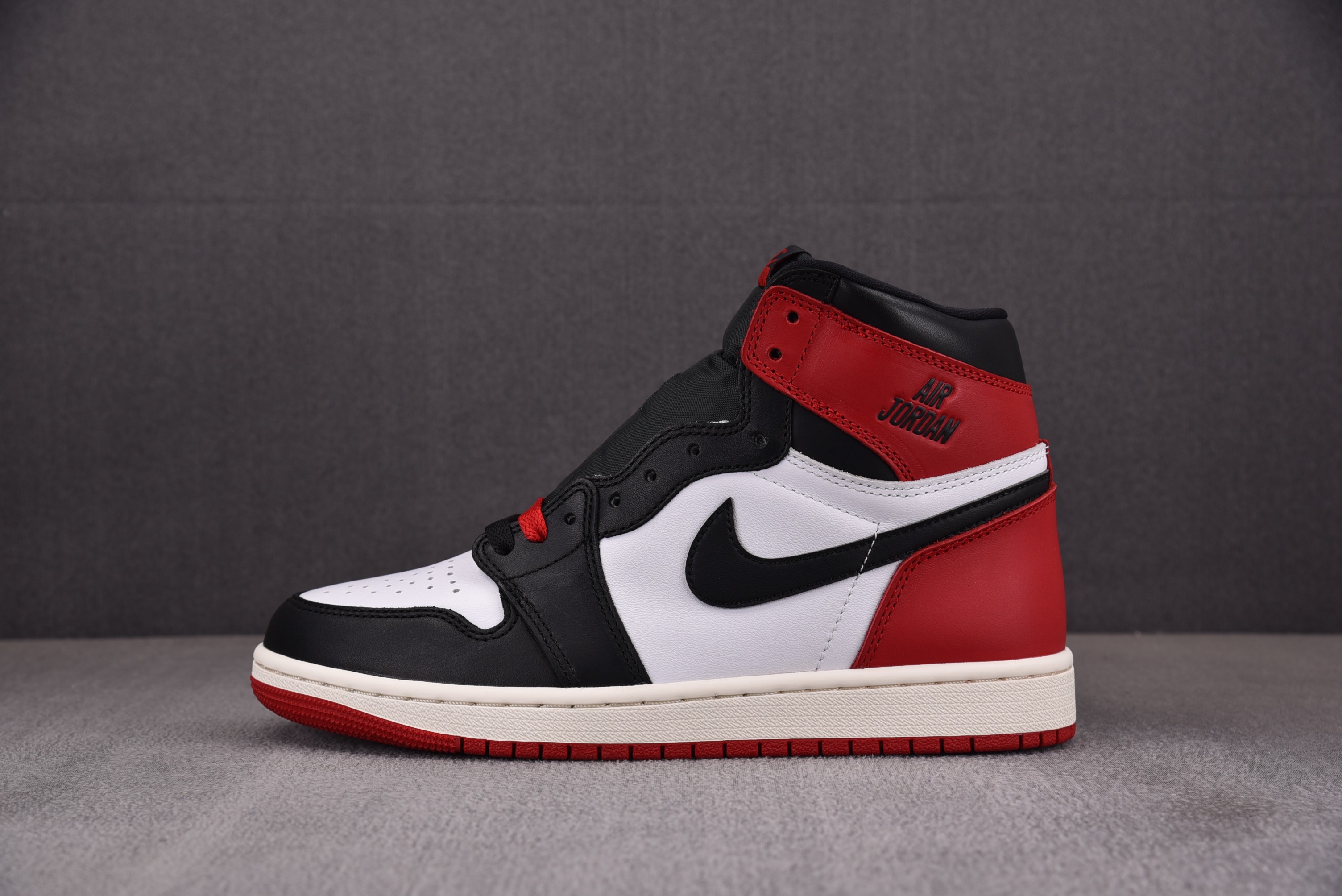 【DG】Air Jordan 1 Retro High OG “Black Toe Reimagined”新黑脚趾 DZ5485-106