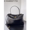 [dxg] 발렌시아가 악어무늬 로데오 백 35*23.3*10.9cm 블랙 balenciaga