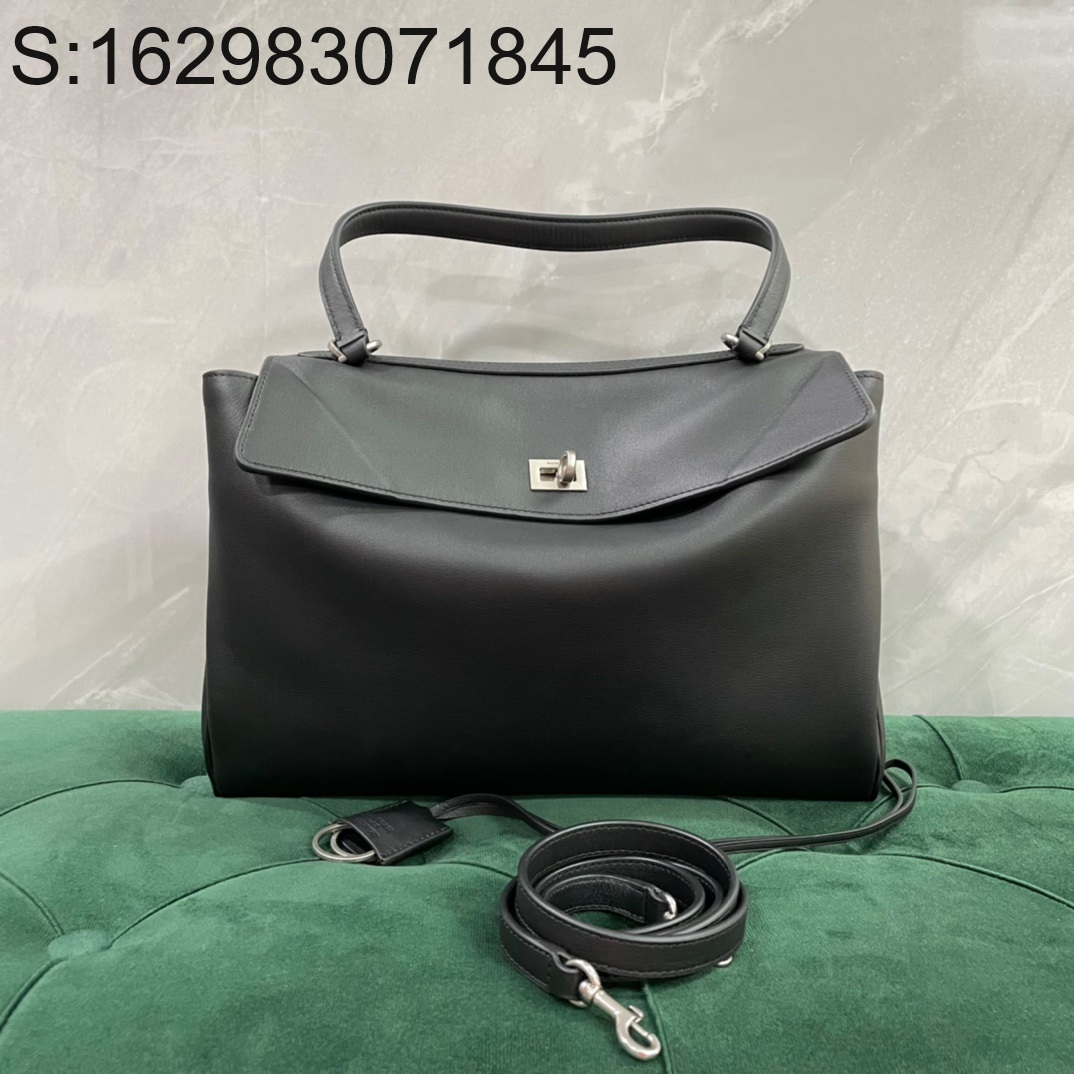 [dxg] 발렌시아가 미듐 은색 버클 로데오 백 35*23.3*10.9cm 블랙 balenciaga