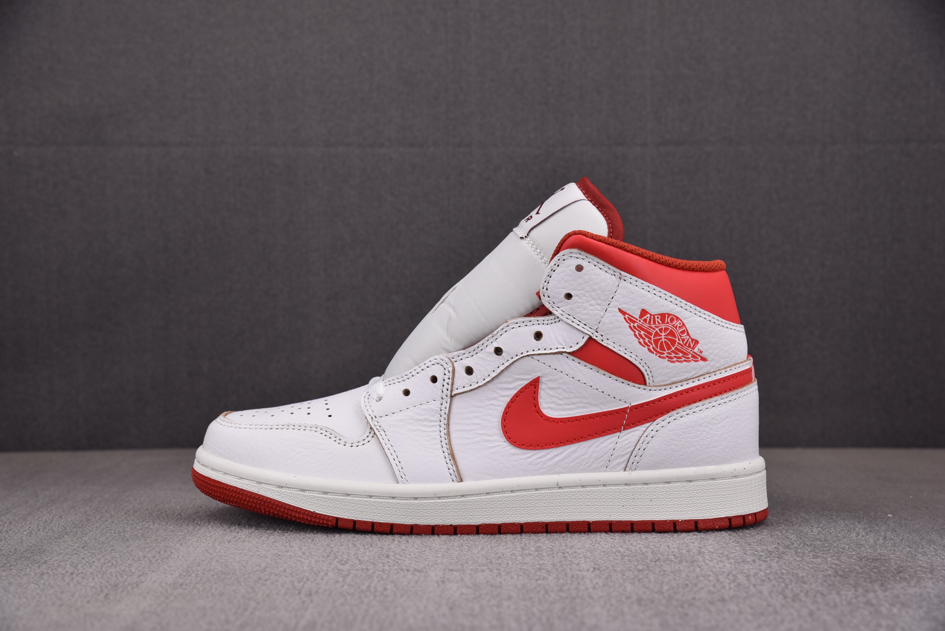 【CJ】Air Jordan 1 Mid“Dune Red”红白 FJ3458-160