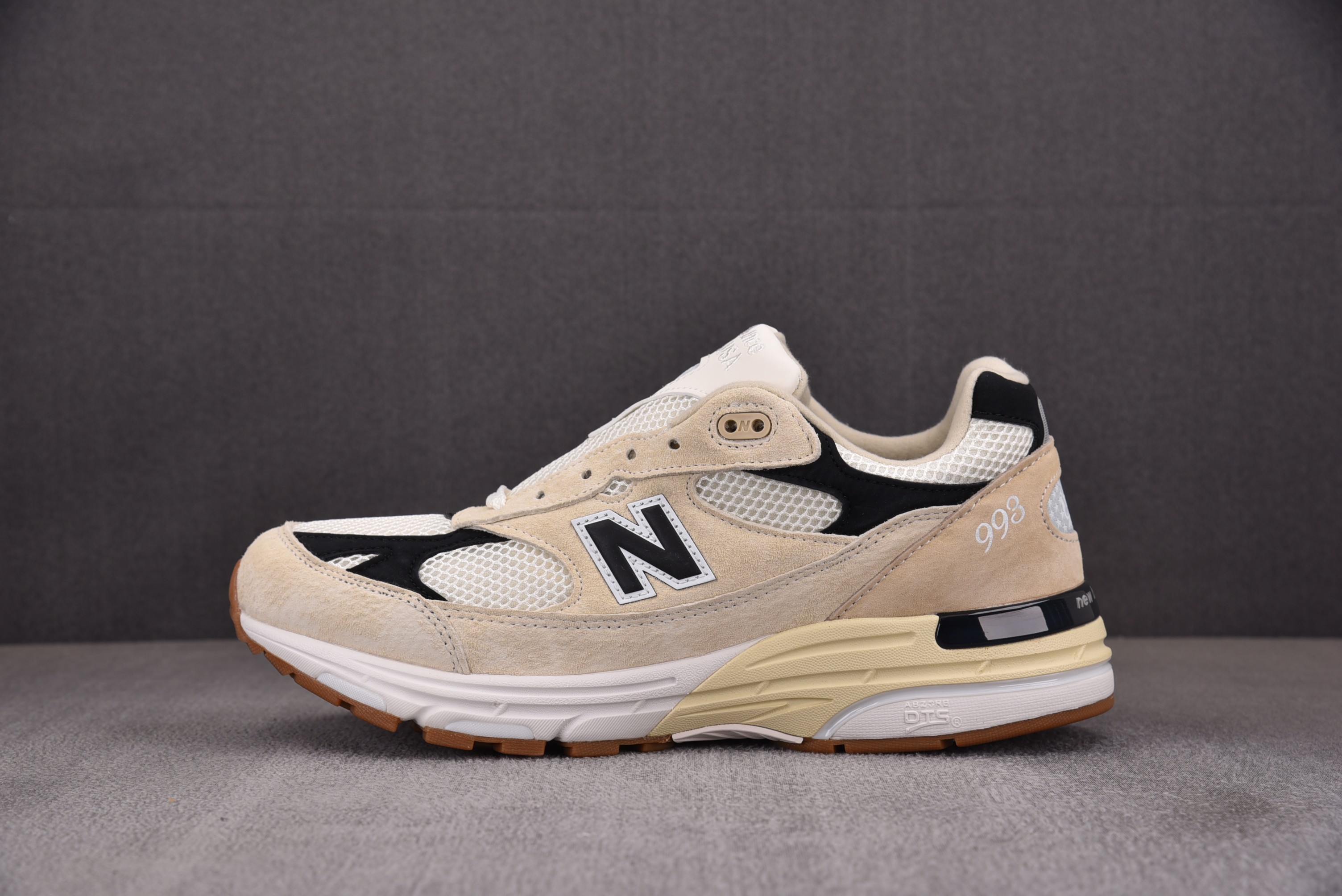 【ZH】New Balance NB 993 米色 U993WS