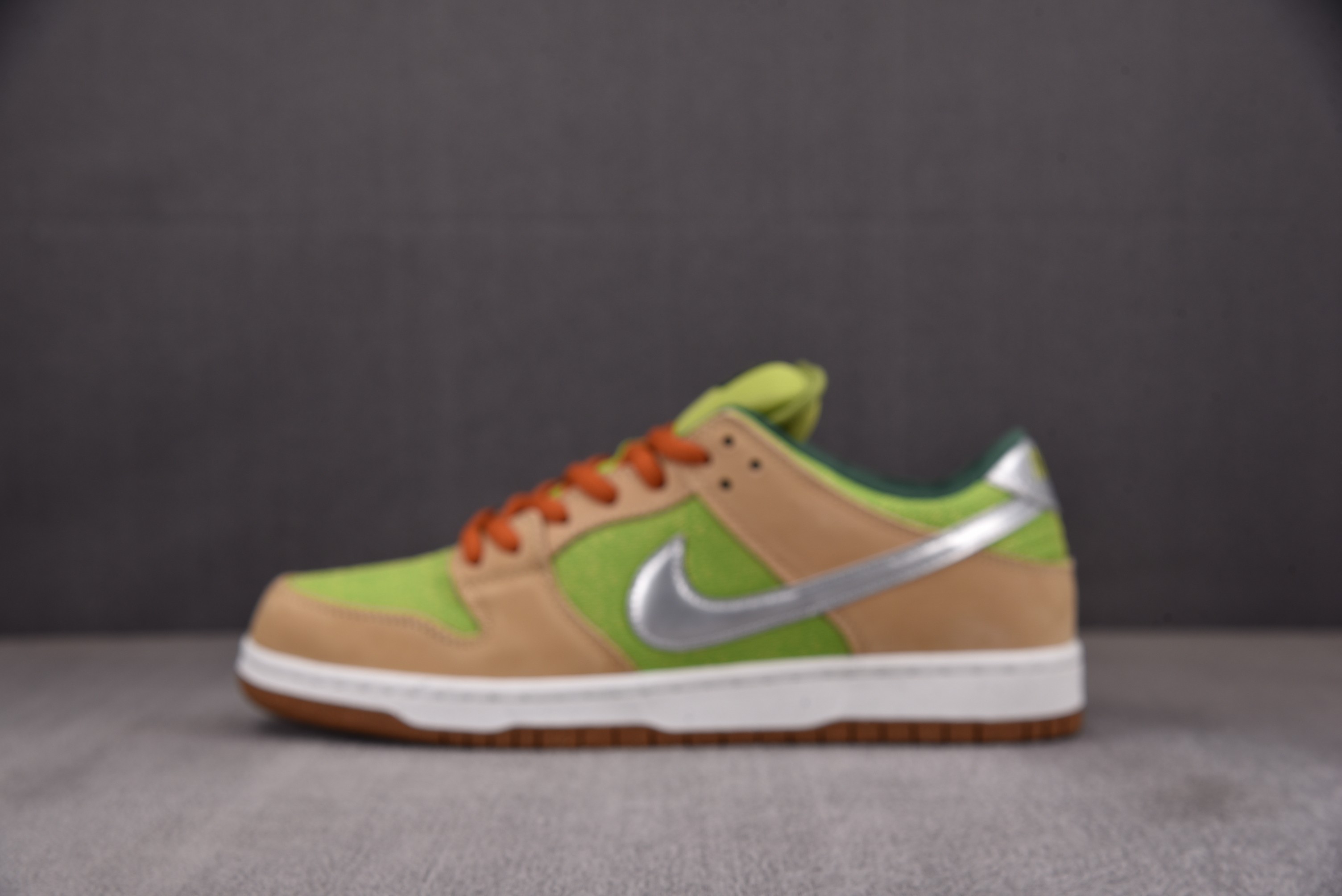 【S2】Nk SB Dunk Low Escargot 绿棕 FQ7585-200