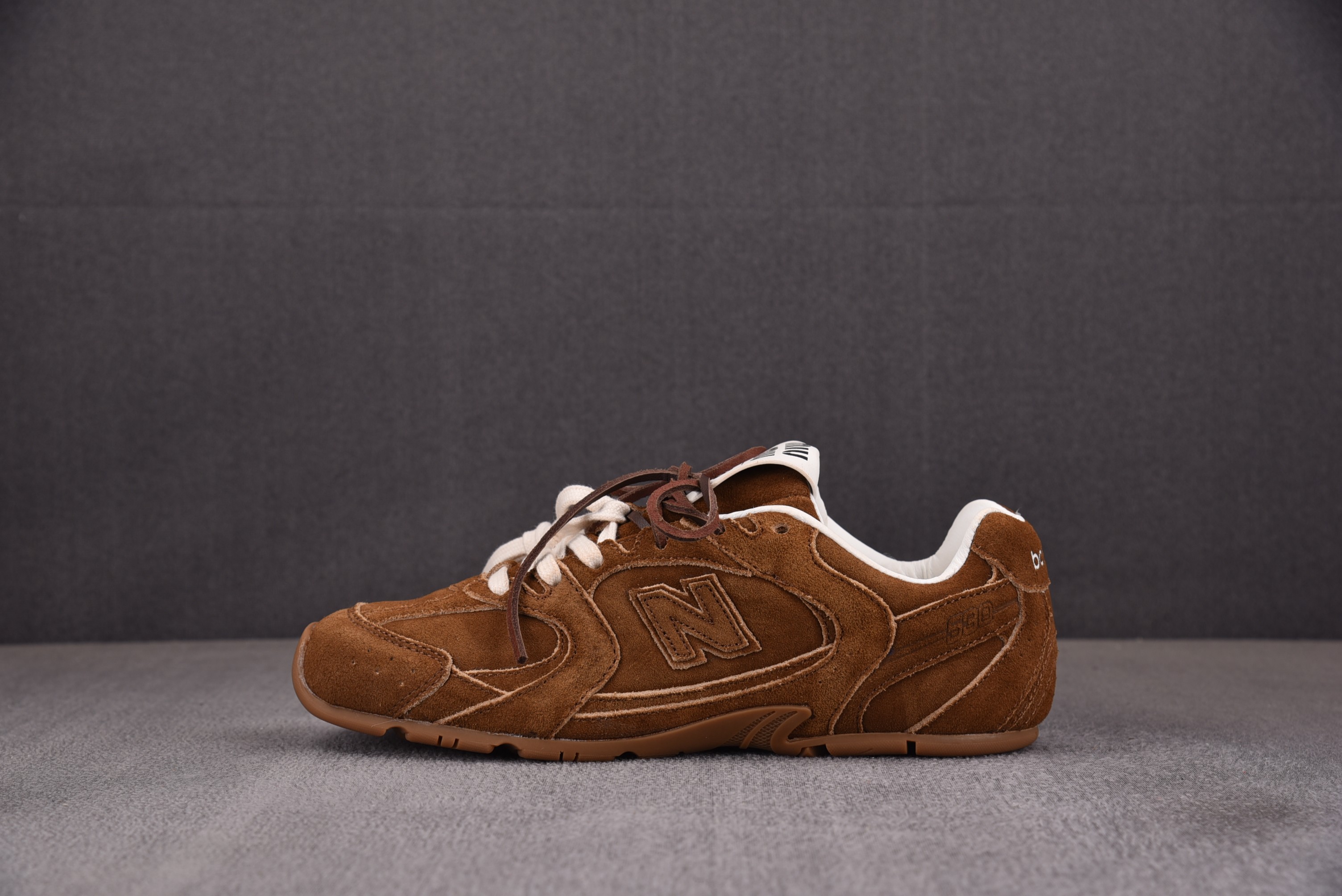 【M】New Balance 530 SL Miu Miu 咖啡色