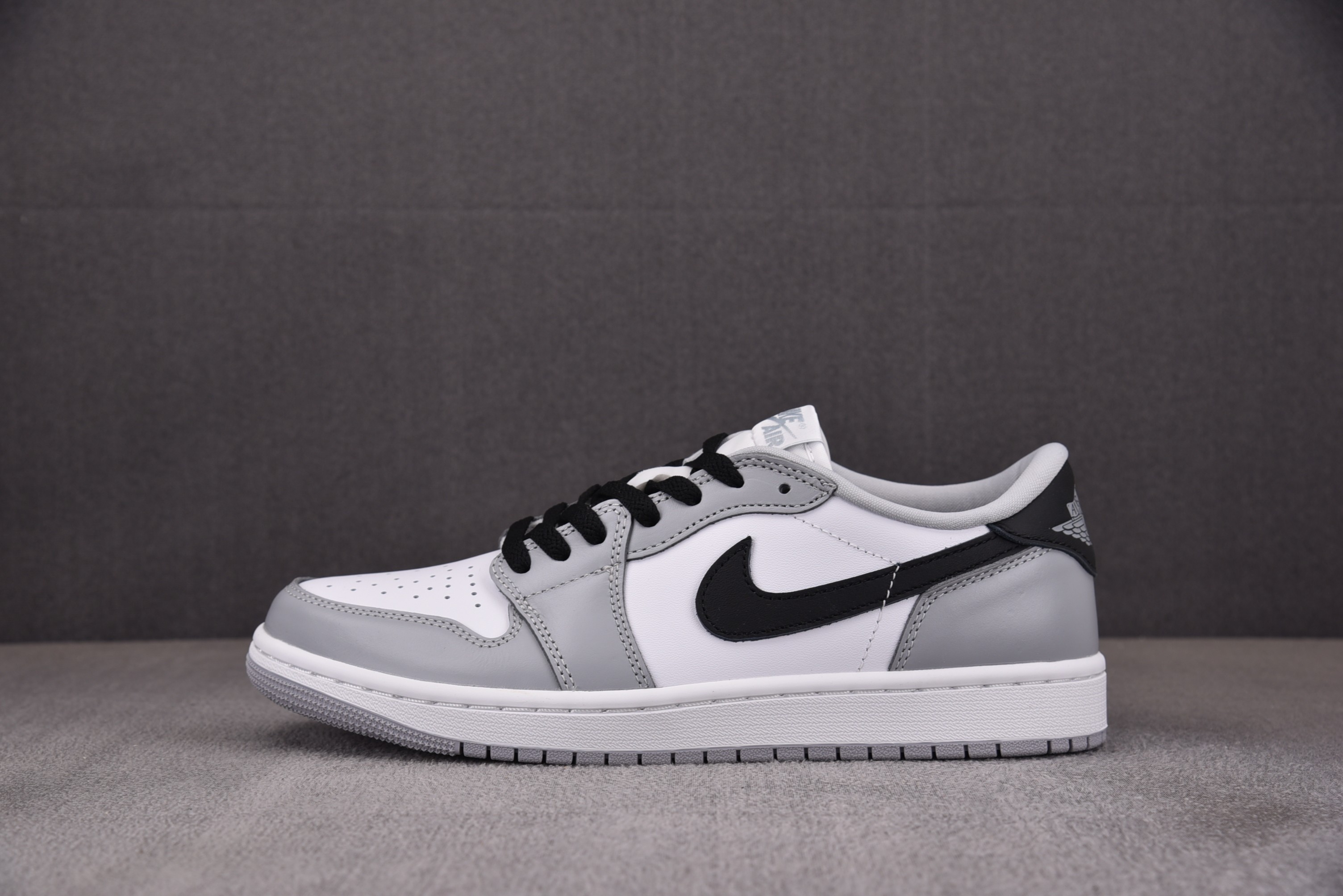 【CJ】Air Jordan 1 Retro Low OG Barons 灰白黑 CZ0790-110