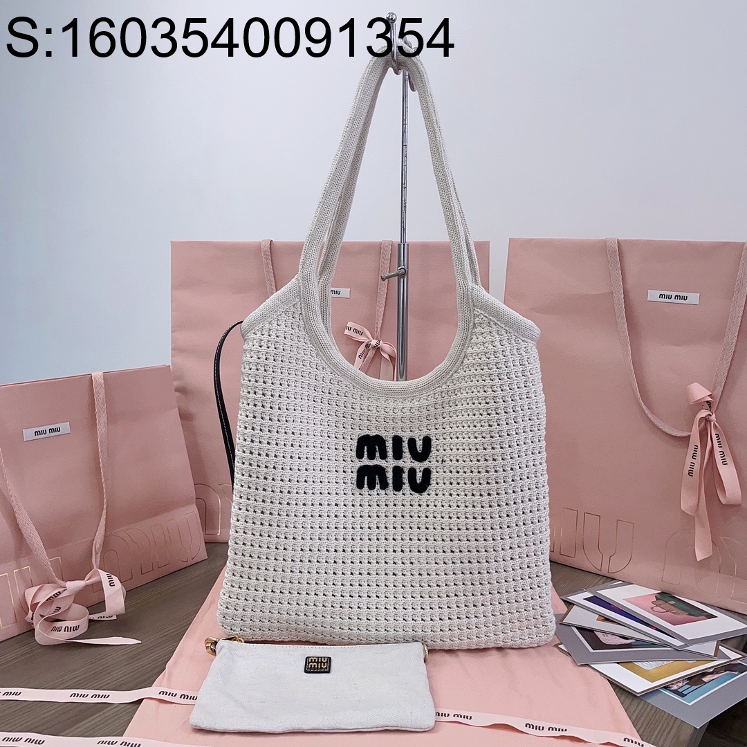 [JHL] 미우미우 로고 니트 토트백 35*40cm 화이트 miumiu