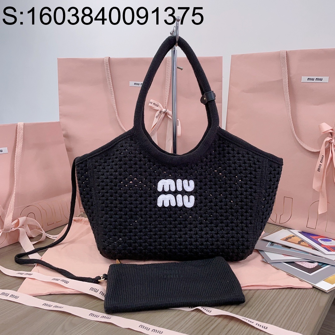 [JHL] 미우미우 모노그램 니트 토트백 28*26*12.5cm 블랙 miumiu