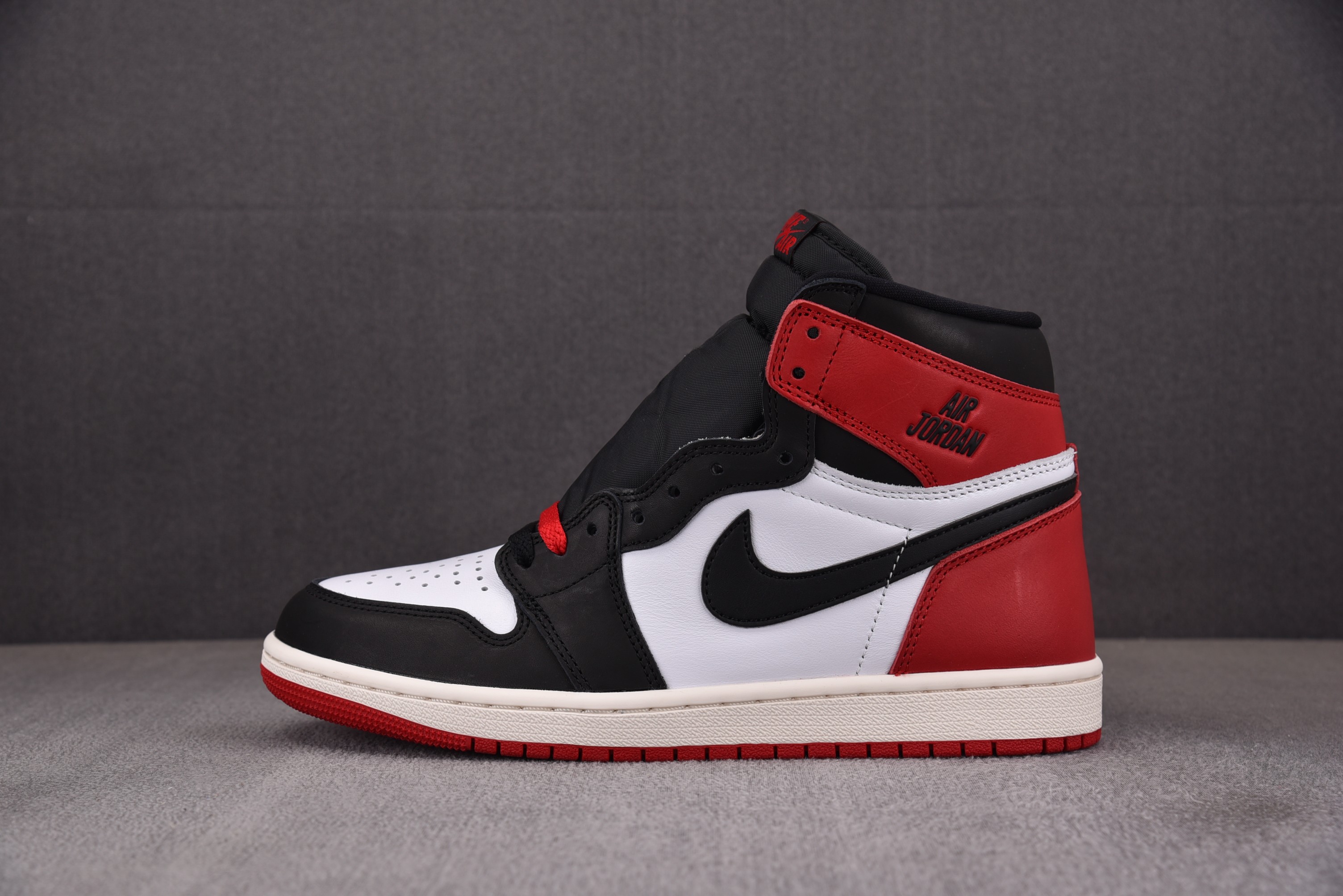 【PK】Air Jordan 1 High OG Black Toe Reimagined 白红黑 DZ8485-106