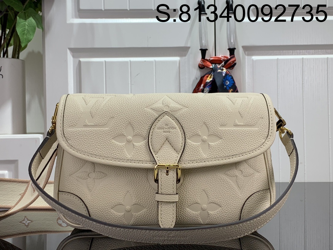 [88factory] 루이비통 다이앤 모노그램 앙프렝뜨 크로스백 크림 M46386 23*16*8.5cm LOUIS VUITTON