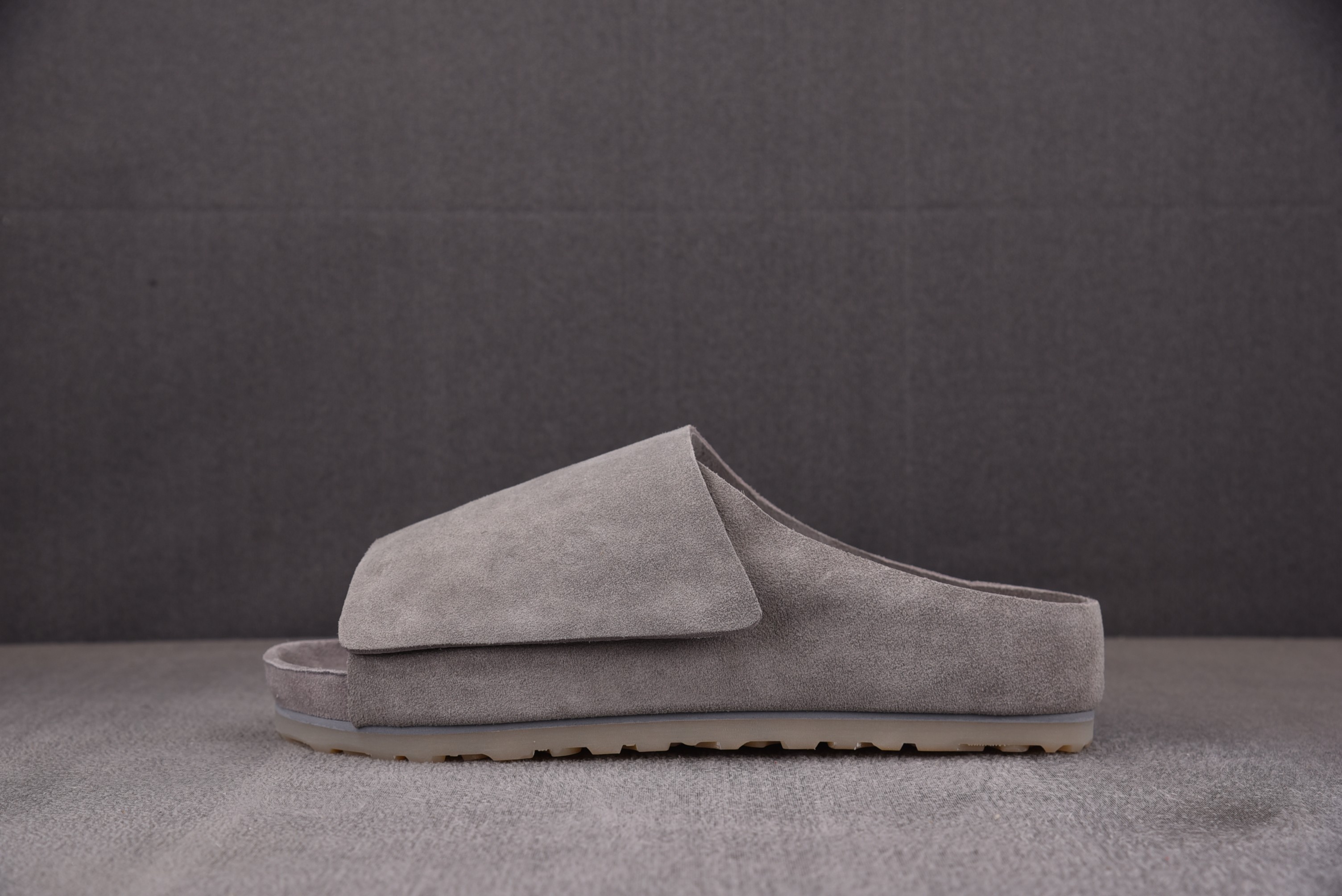 【BQ】Birkenstock Los Feliz Suede 灰色