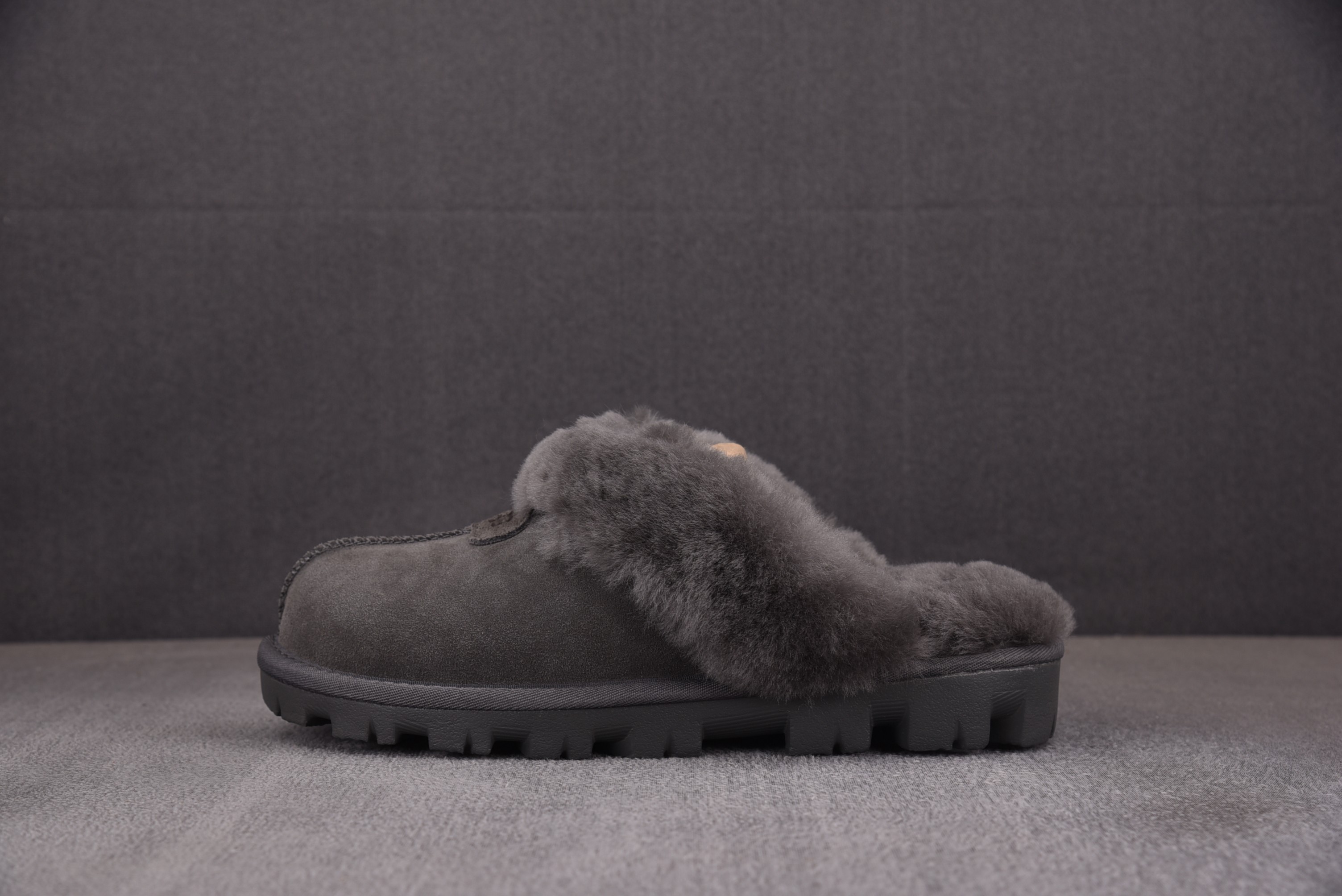 UGG Coquette Slipper Grey 灰色