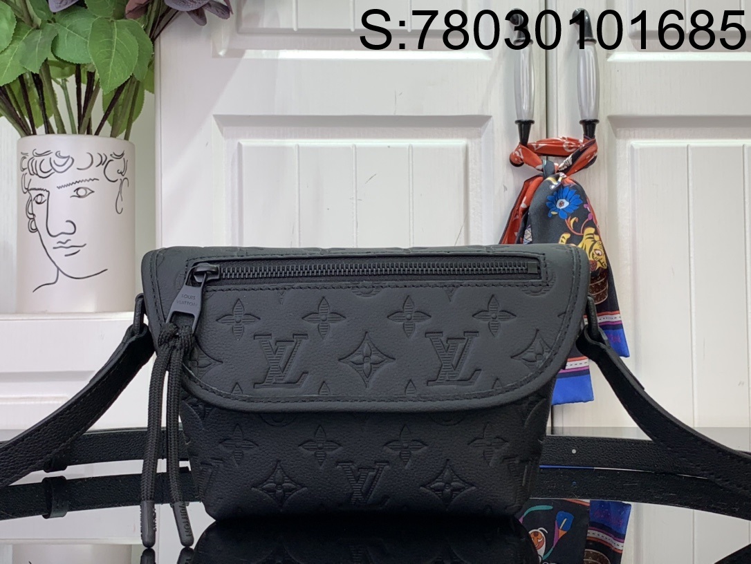 [88factory] 루이비통 펄스 웨어러블 M12636 16*5*22.5cm LOUIS VUITTON