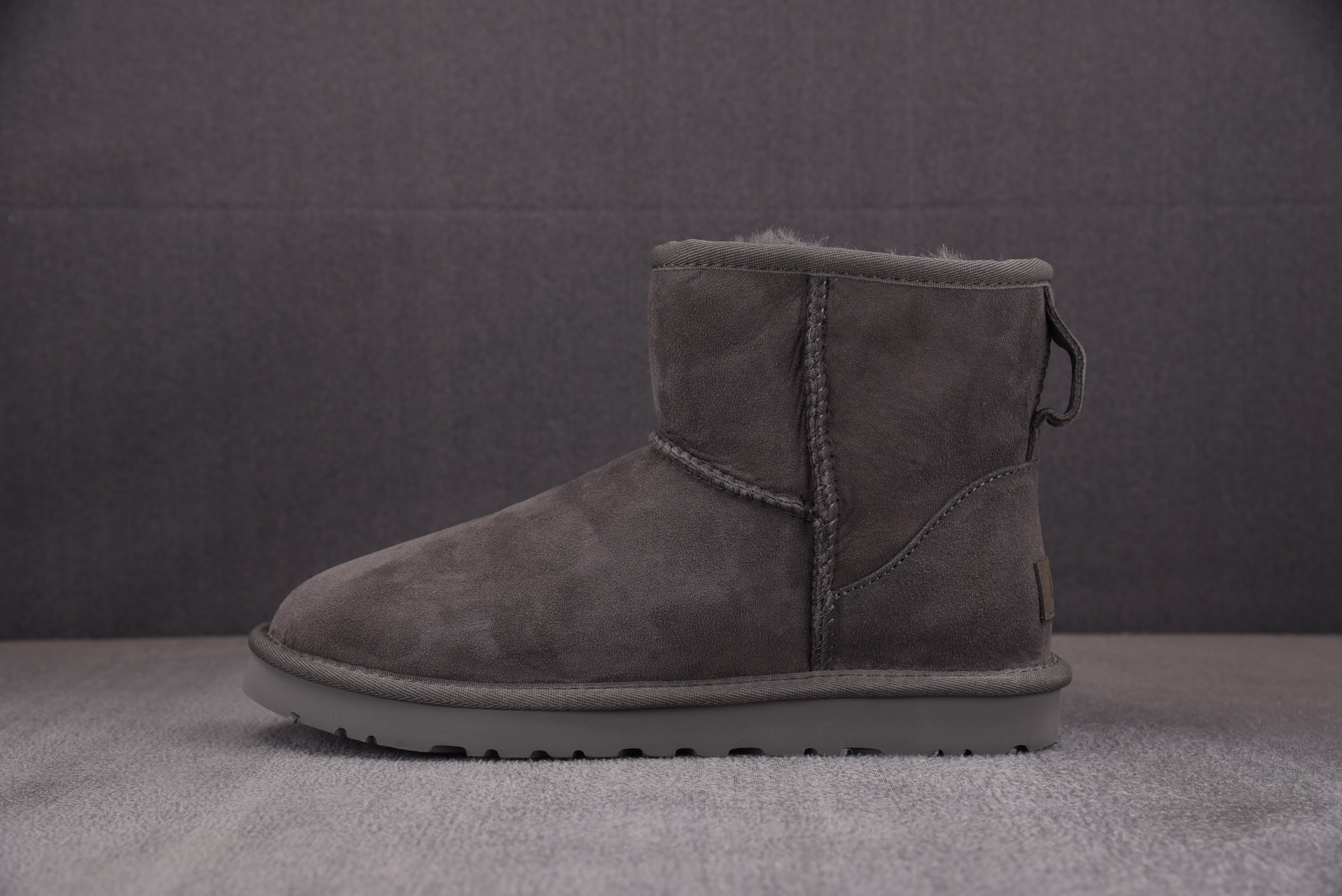 UGG Classic Mini II Boot Grey 灰色 1016222