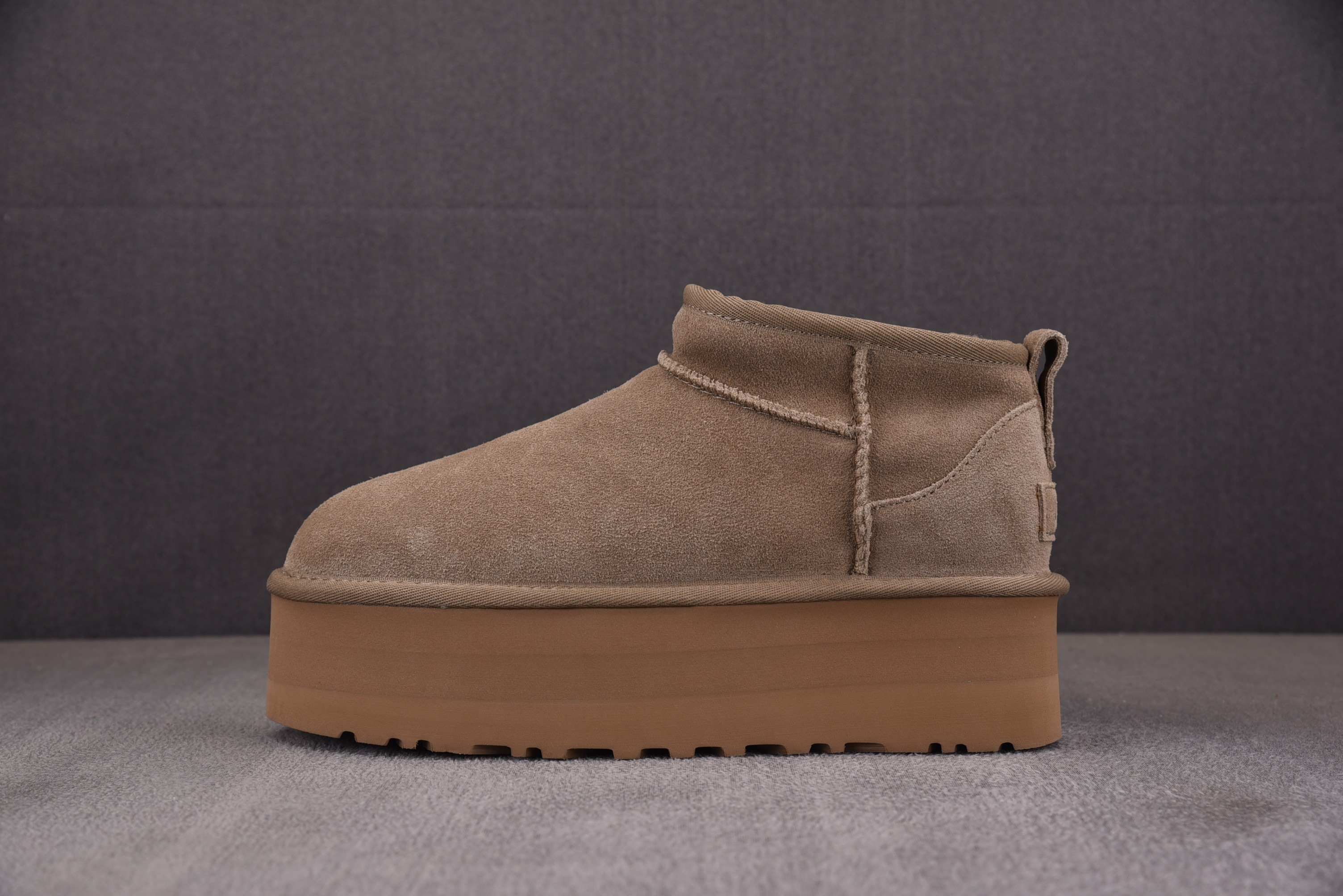 UGG Classic Ultra Mini Platform Boot Antilope 羚羊棕 1135092