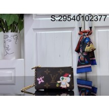 [88factory] 루이비통 산타클로스 키 파우치 M12217 M12229 7*1.5*12cm LOUIS VUITTON