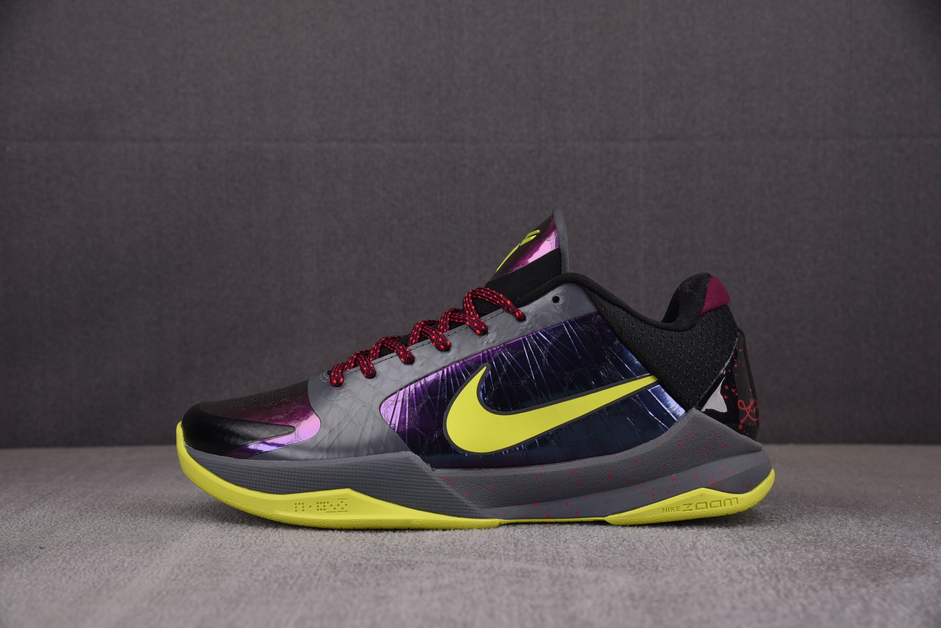 【OG】NK Kobe 5 Protro 2K Gamer Exclusive 2K游戏联名 赛博灰黄 CD4991-001