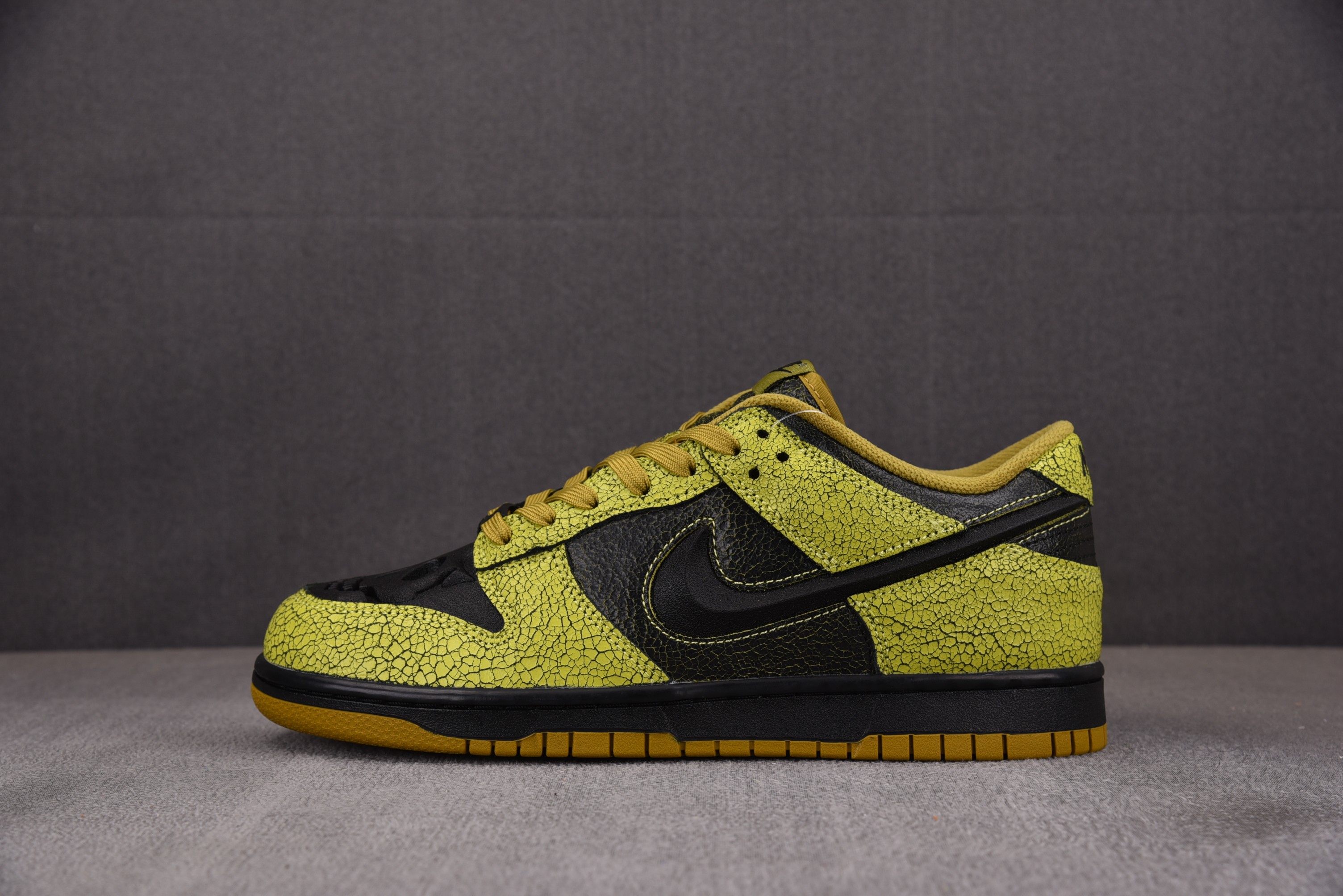 【S2】NK Dunk Low Retro QS Halloween Skull 万圣节骷髅 HV6103-300