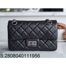 [JD] 샤넬 2.55 빈티지 은장 플랩 숄더백 미니 15.5*20*6cm 블랙 CHANEL